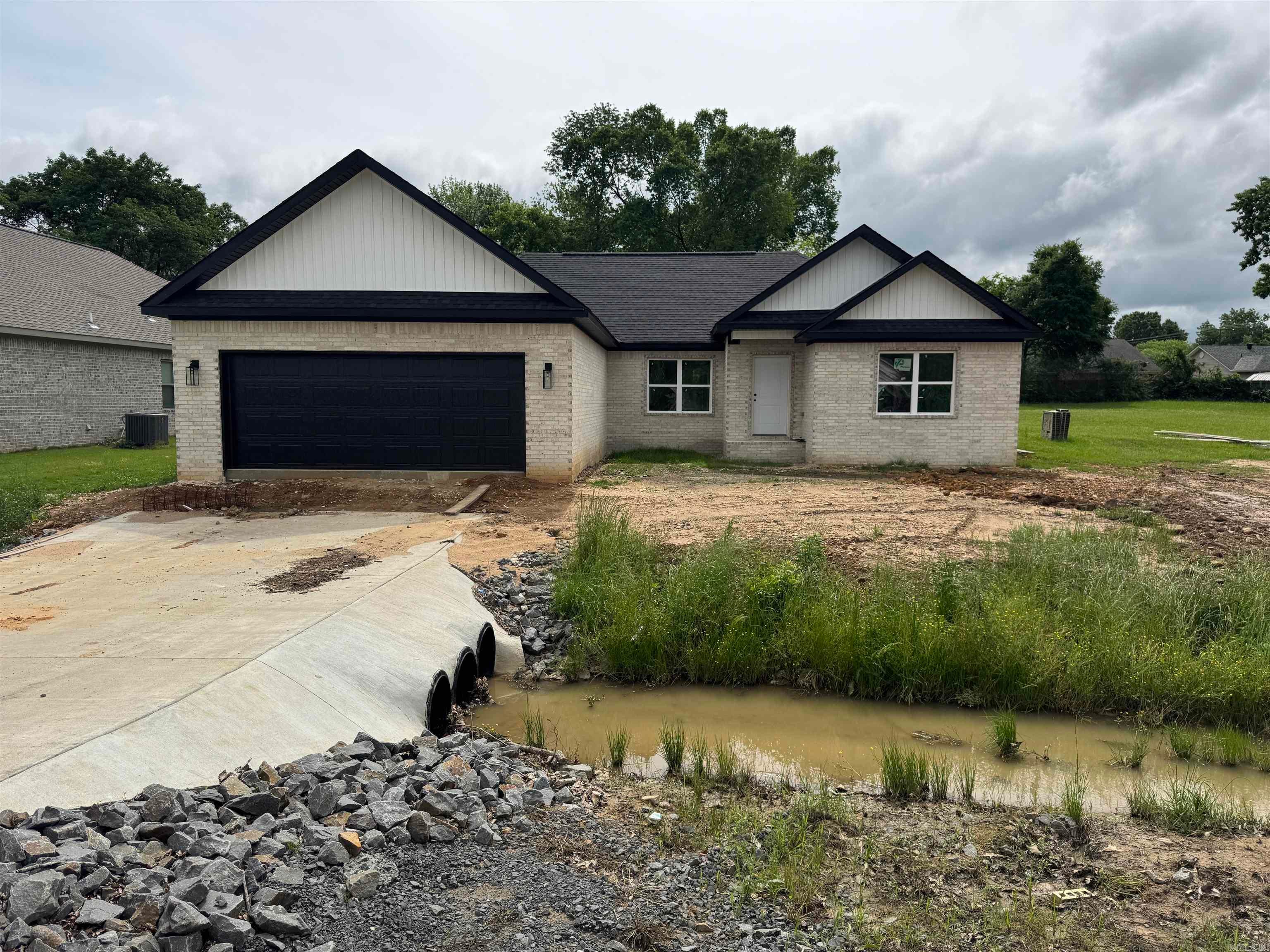 20 Ledrick Circle — photo