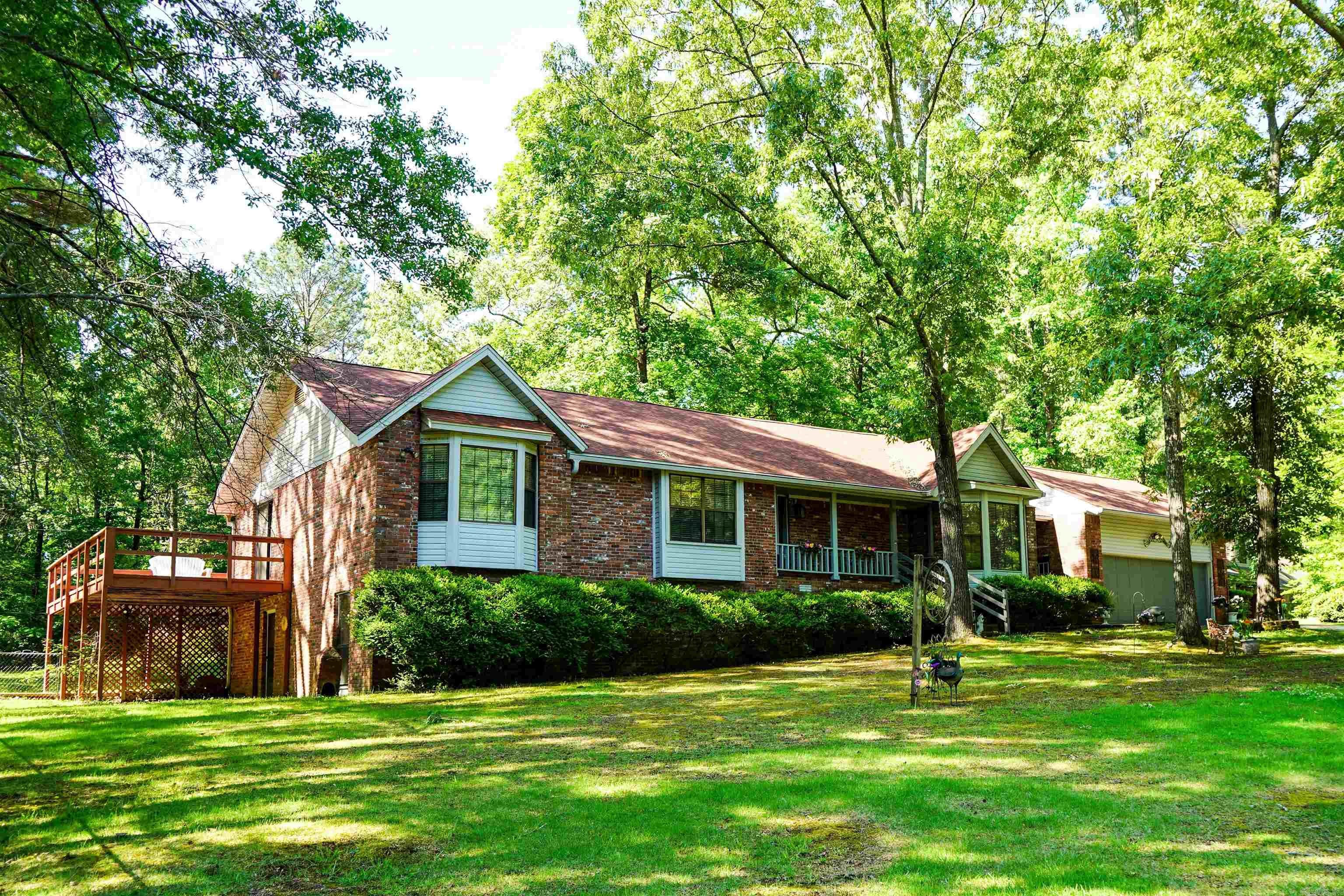 8901 Dawn Drive — photo