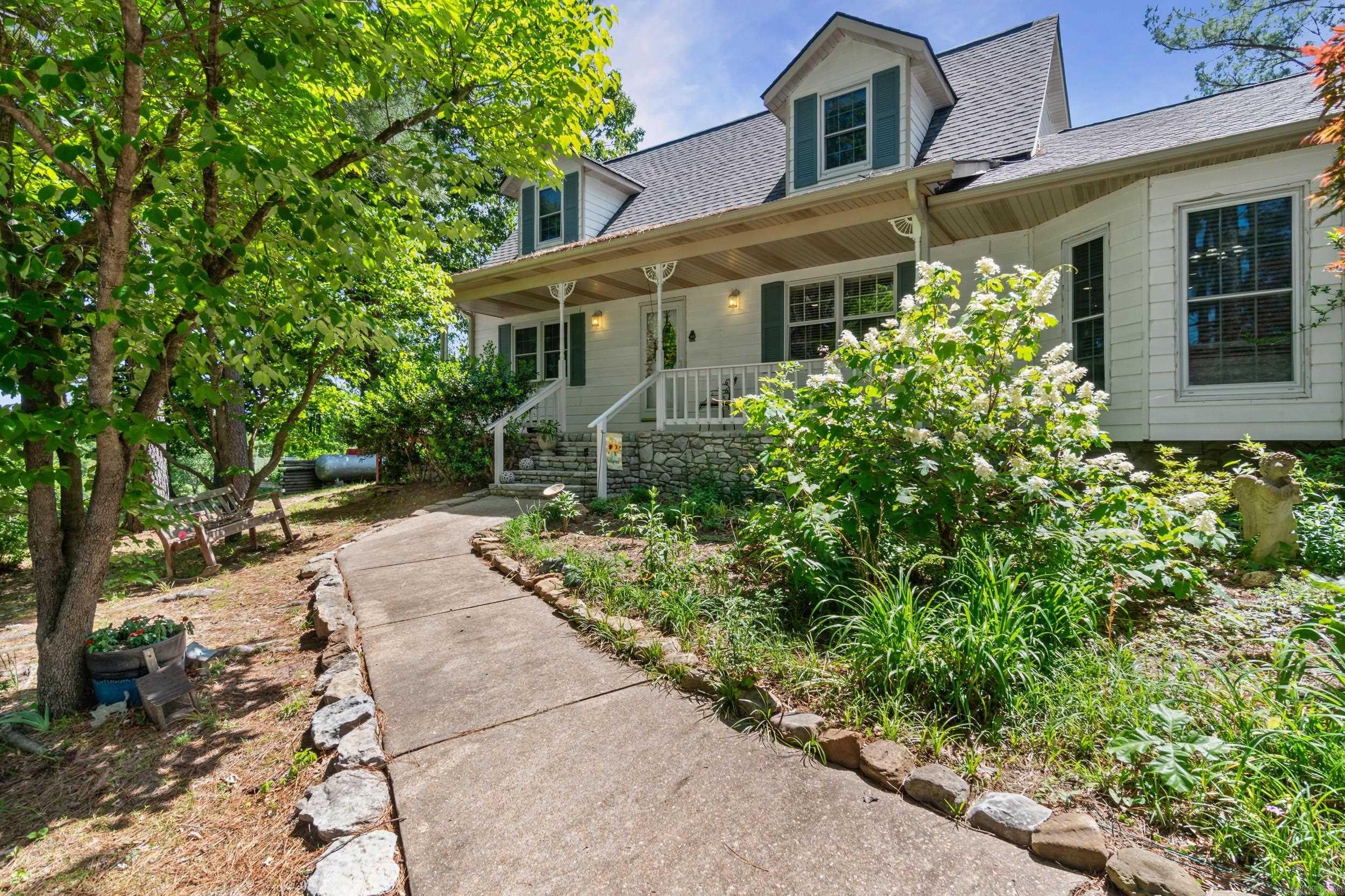 1044 Whipporwill Lane — photo