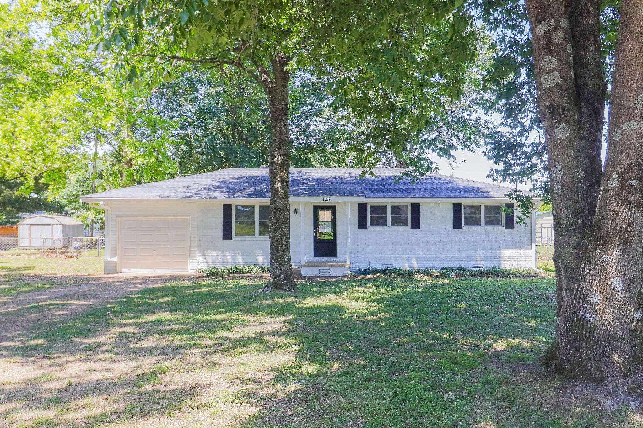 105 Wyatt — photo