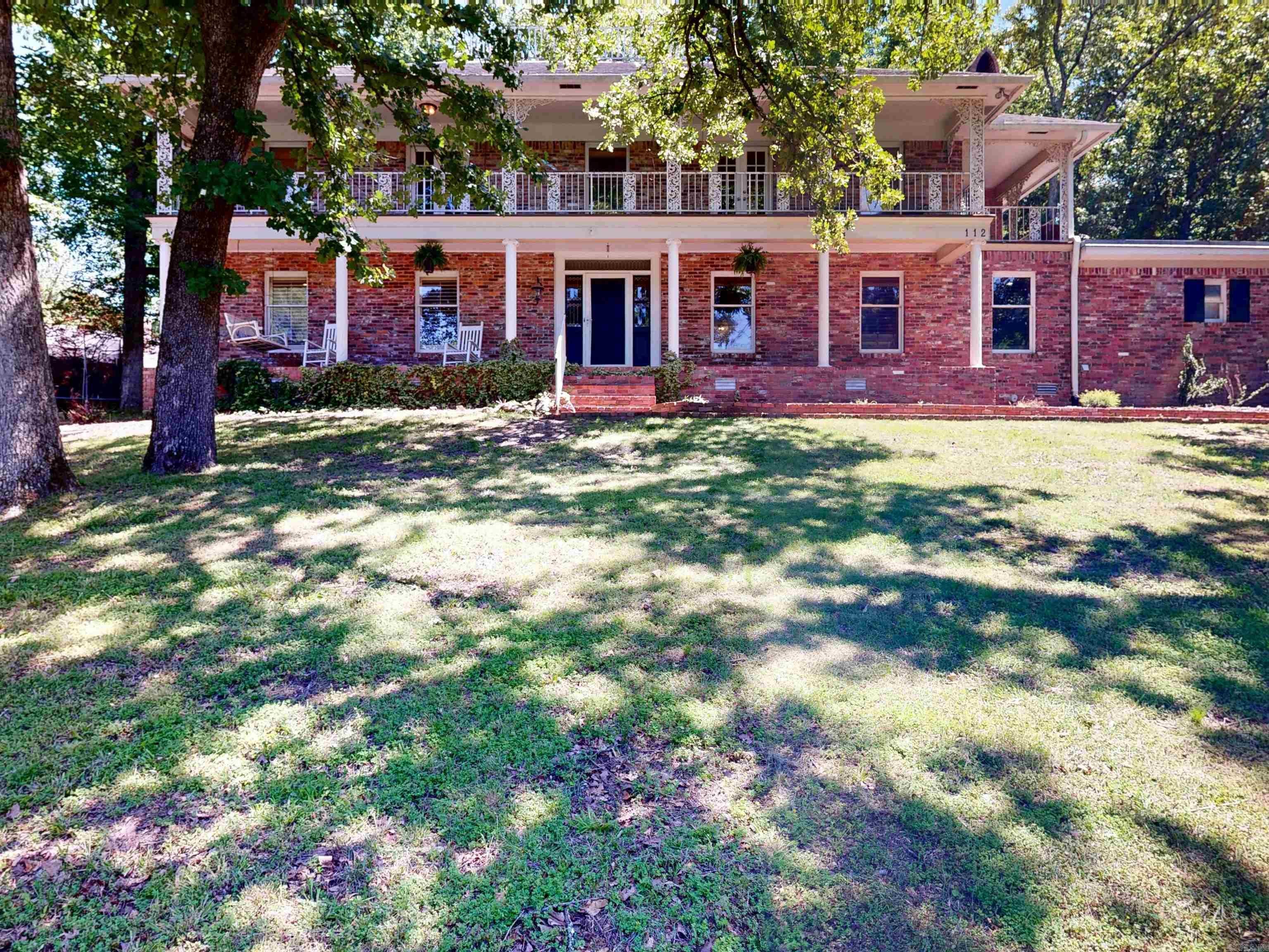 112 Leigh Circle — photo