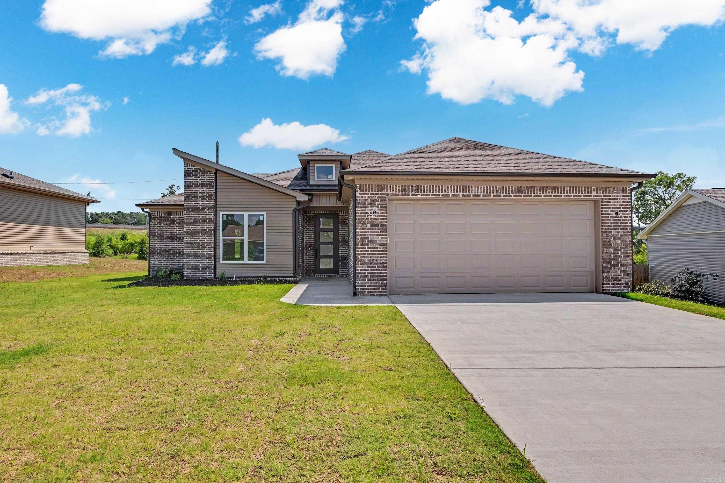 29 Walnut Valley Drive — photo
