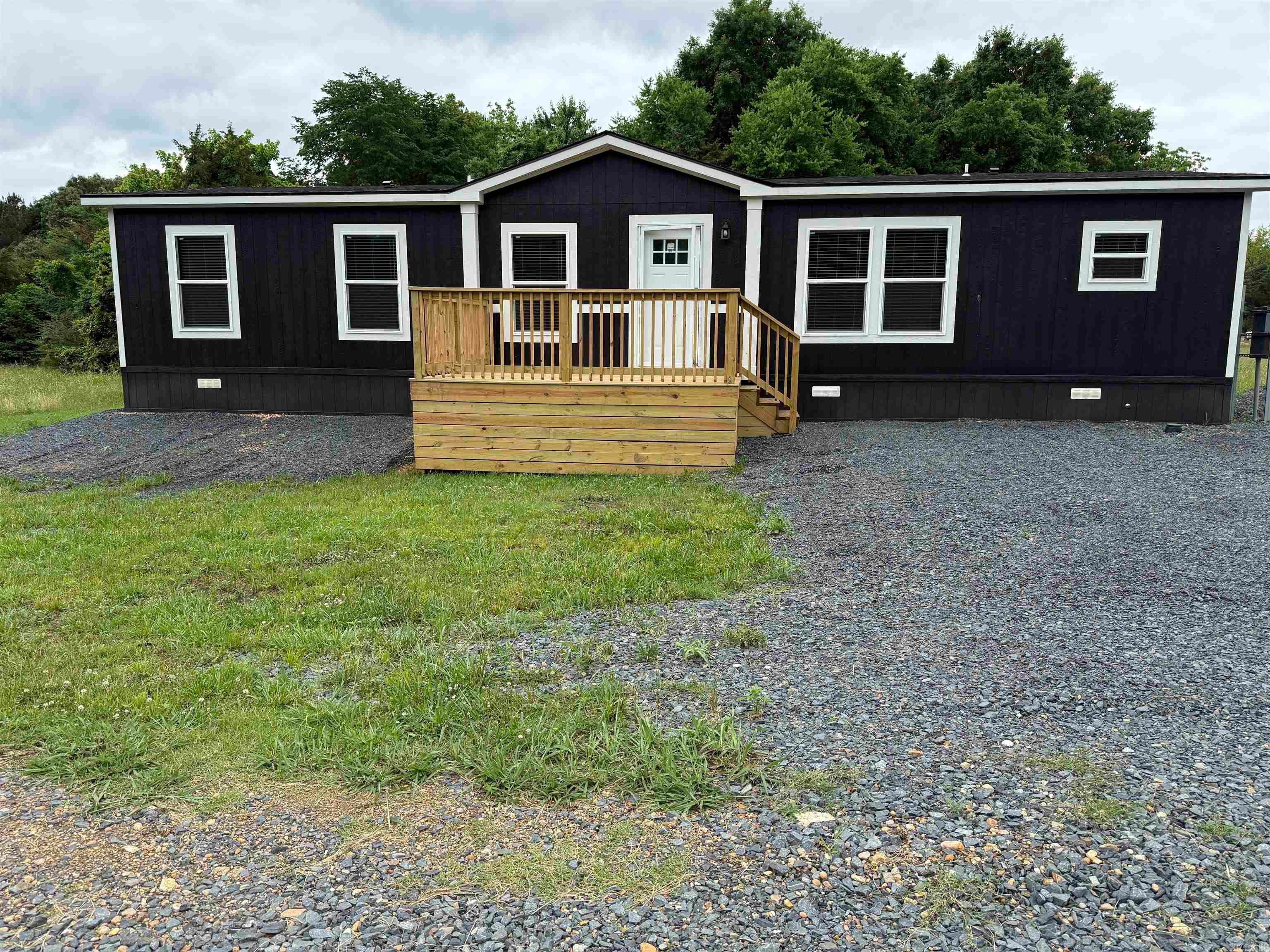 102 Sullivan Lane — photo