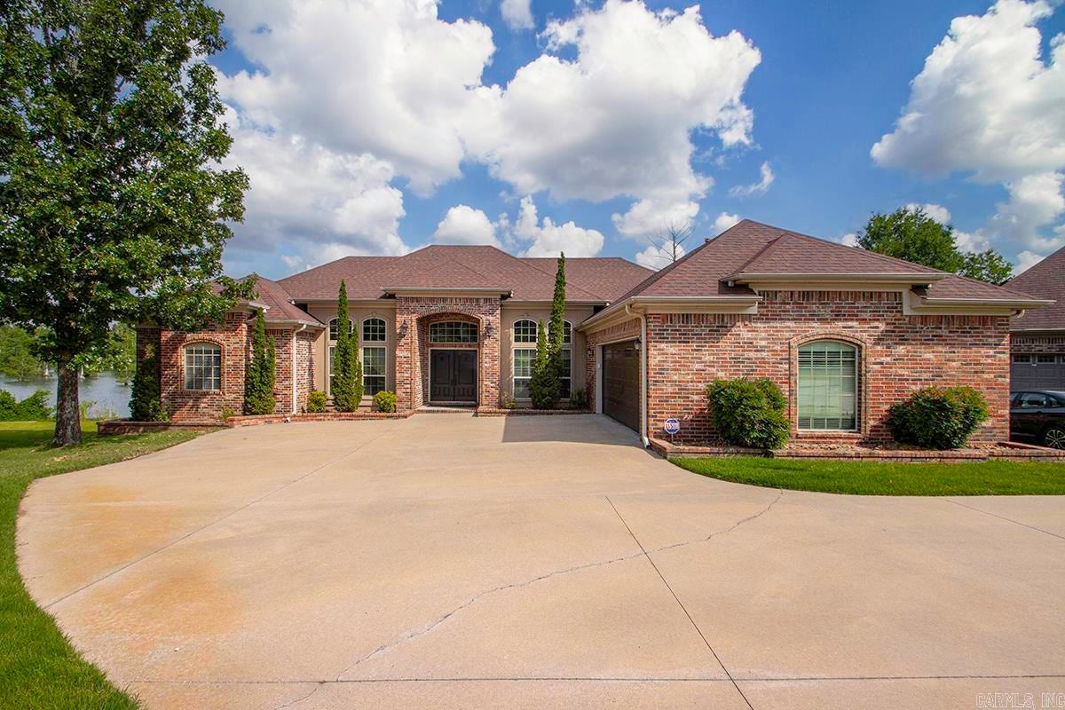 2517 Forrest Lakes Cove — photo