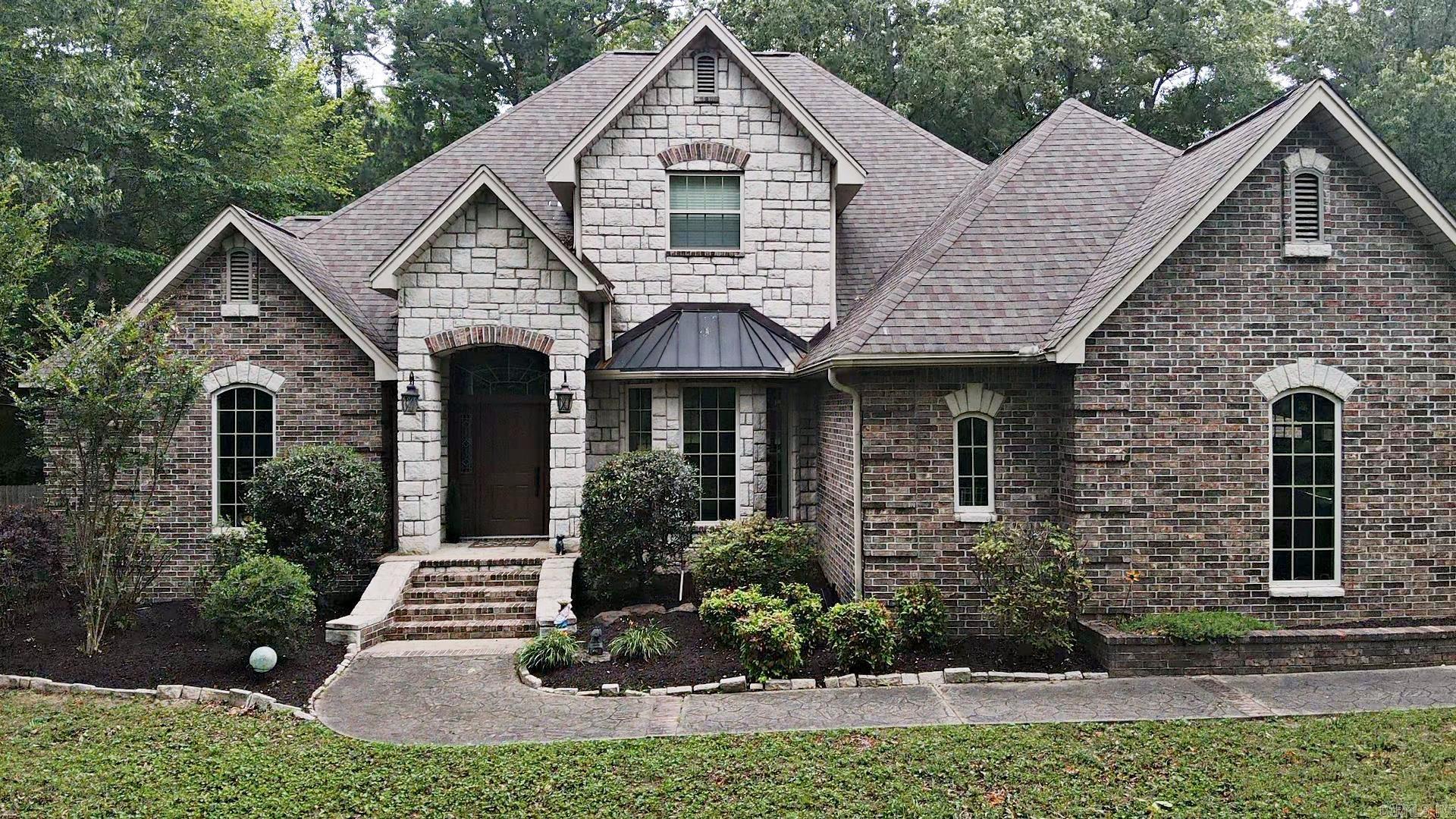 111 Apple Blossom Drive — photo