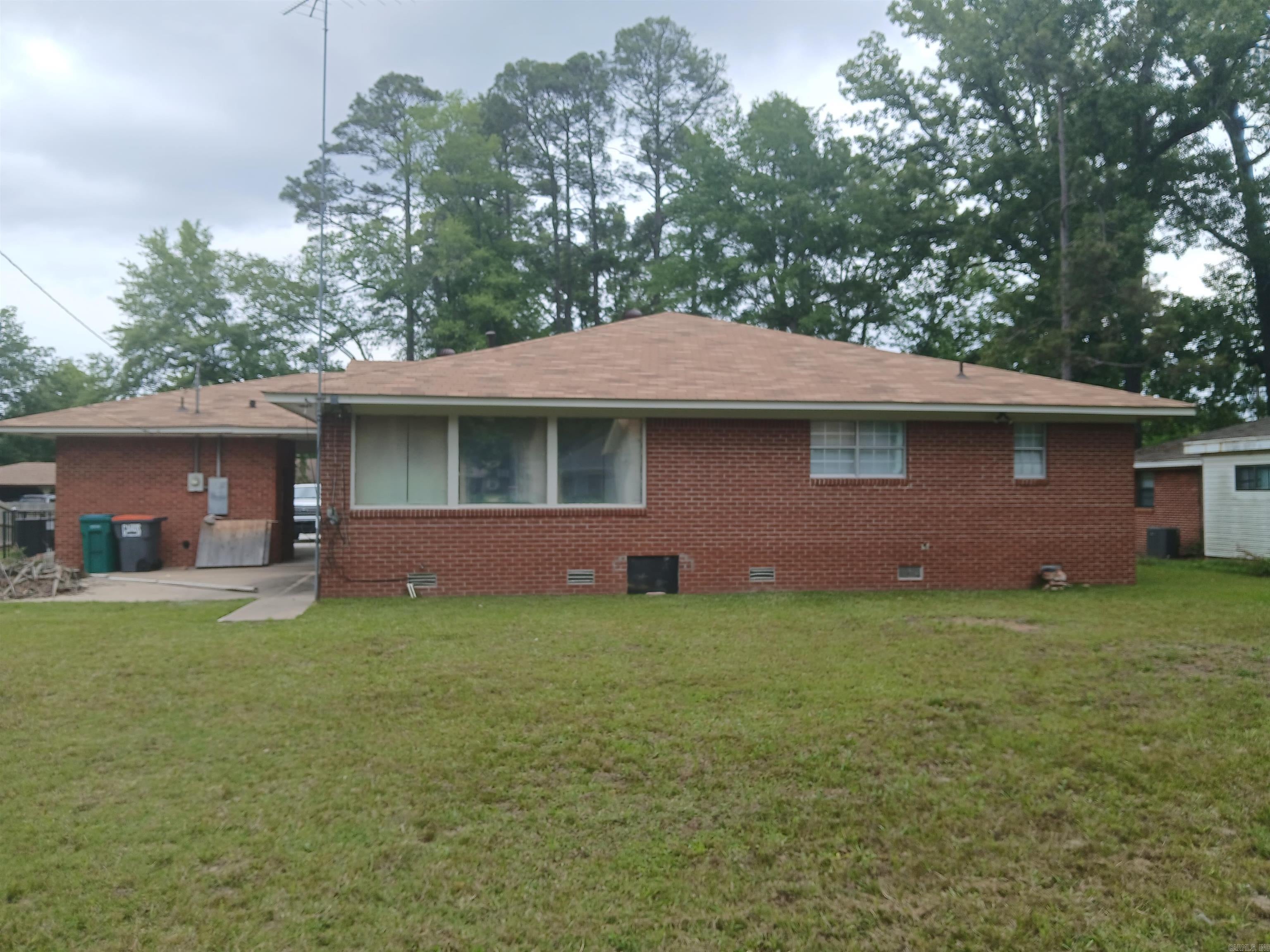 Home in Pine Bluff, AR 71603 — photo 3