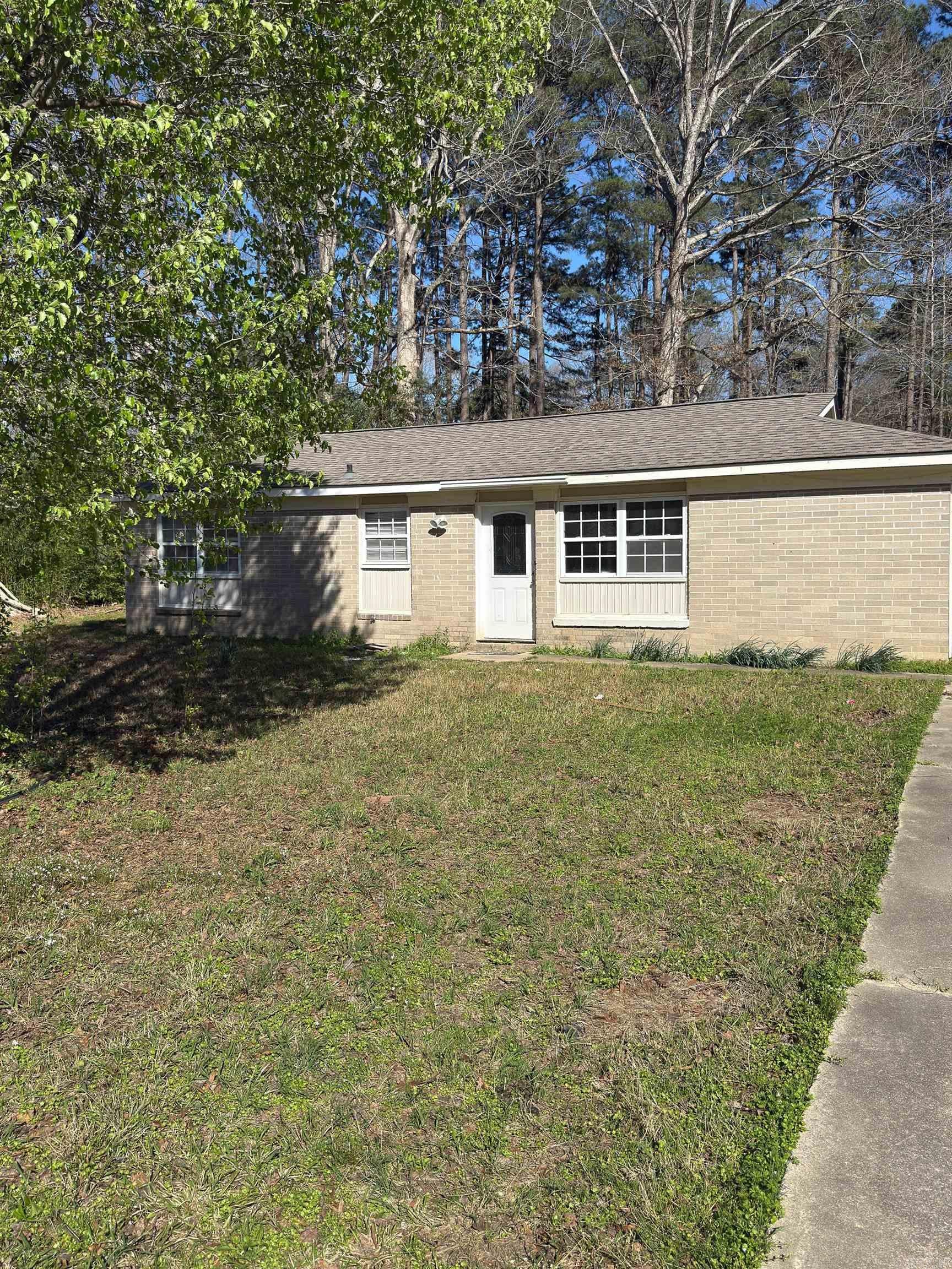 13801 Clayton — photo
