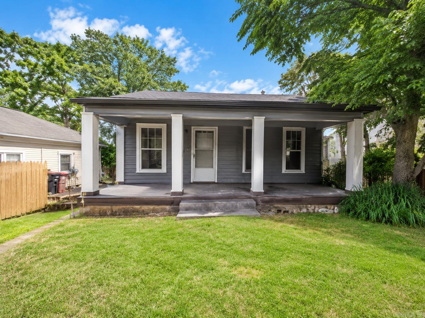 3304 Marshall Street — photo