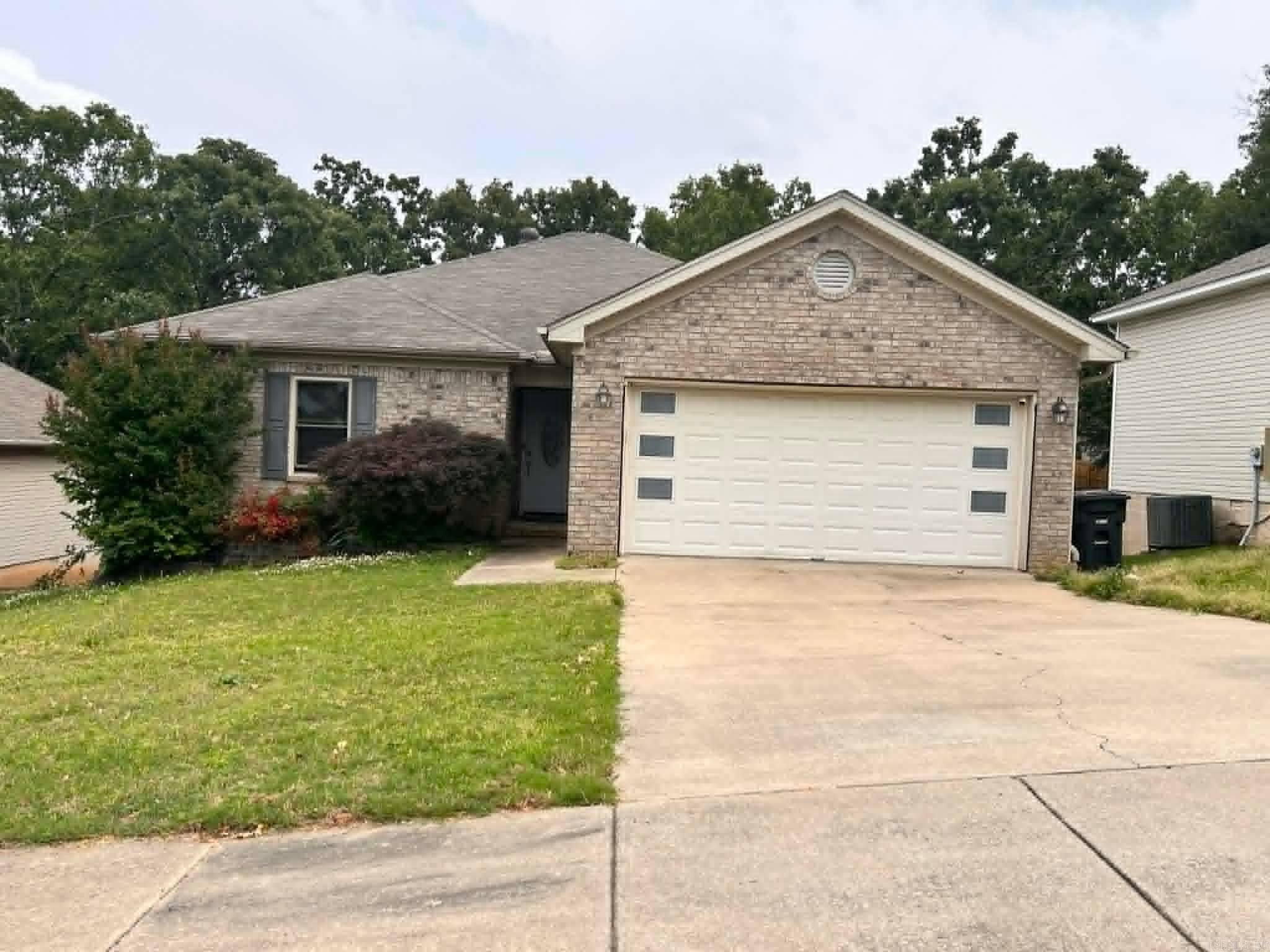 11557 Ridgetop Drive — photo