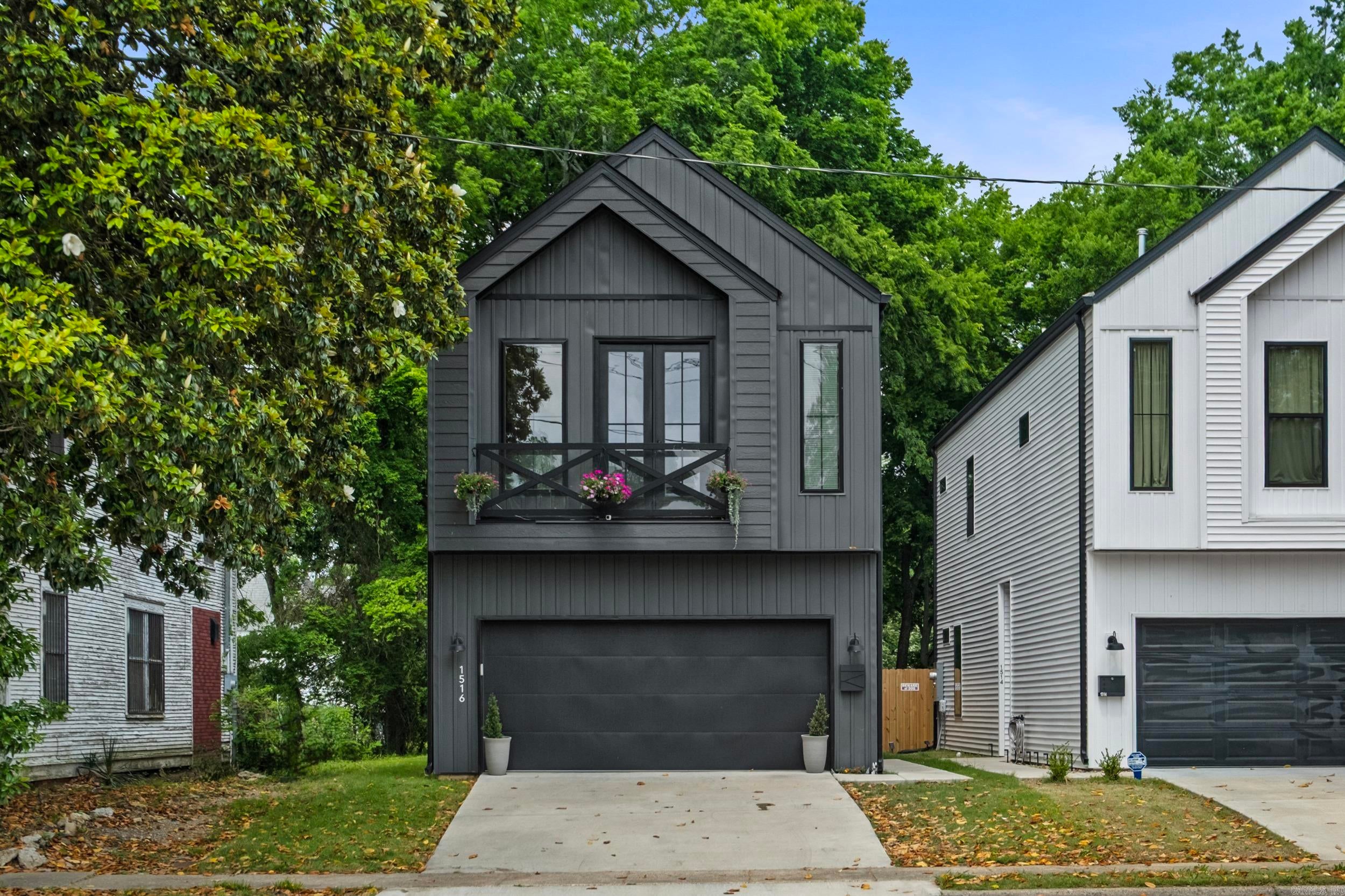 1516 S Chester Street — photo
