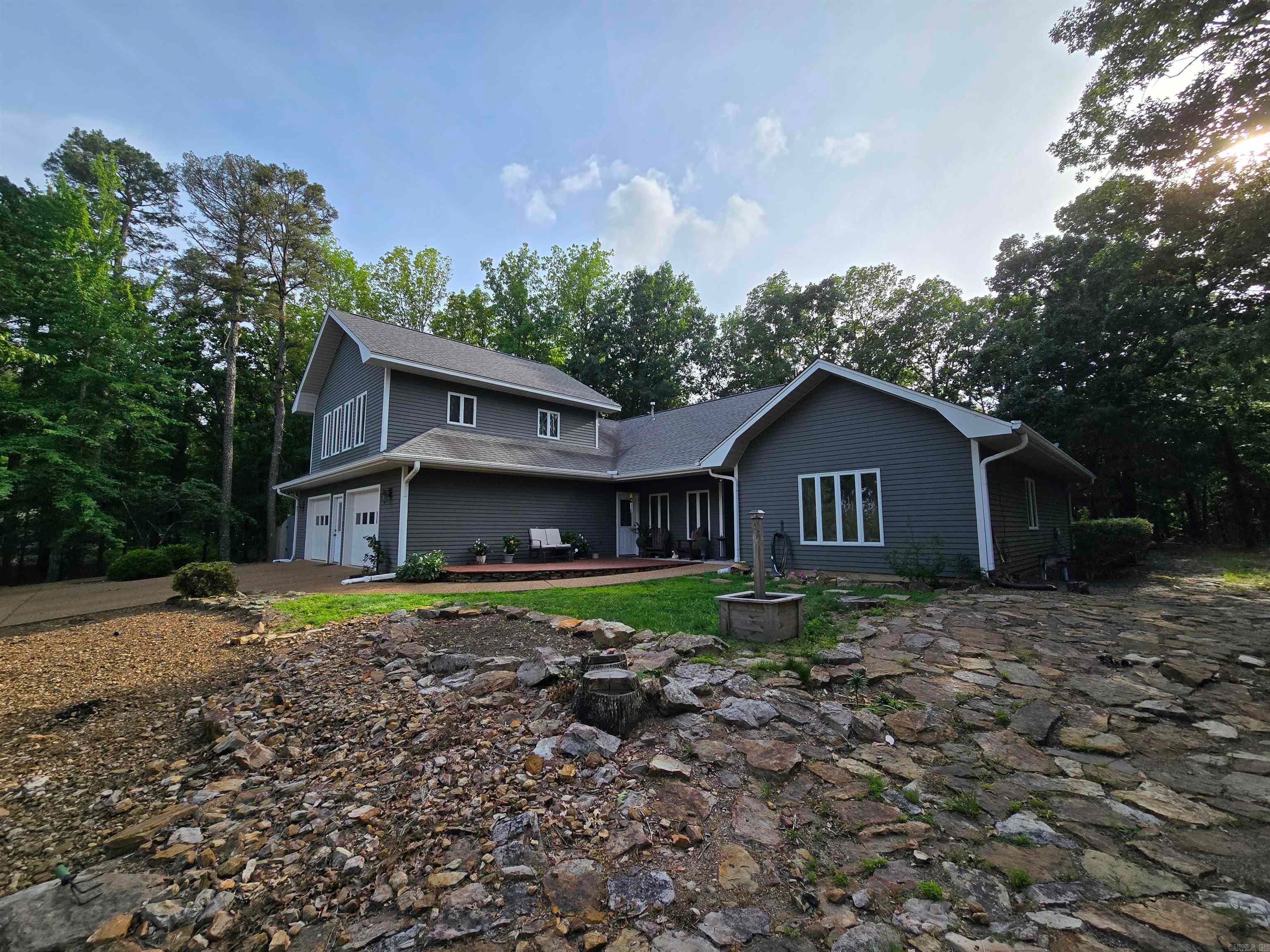 102 Eagle Ridge — photo