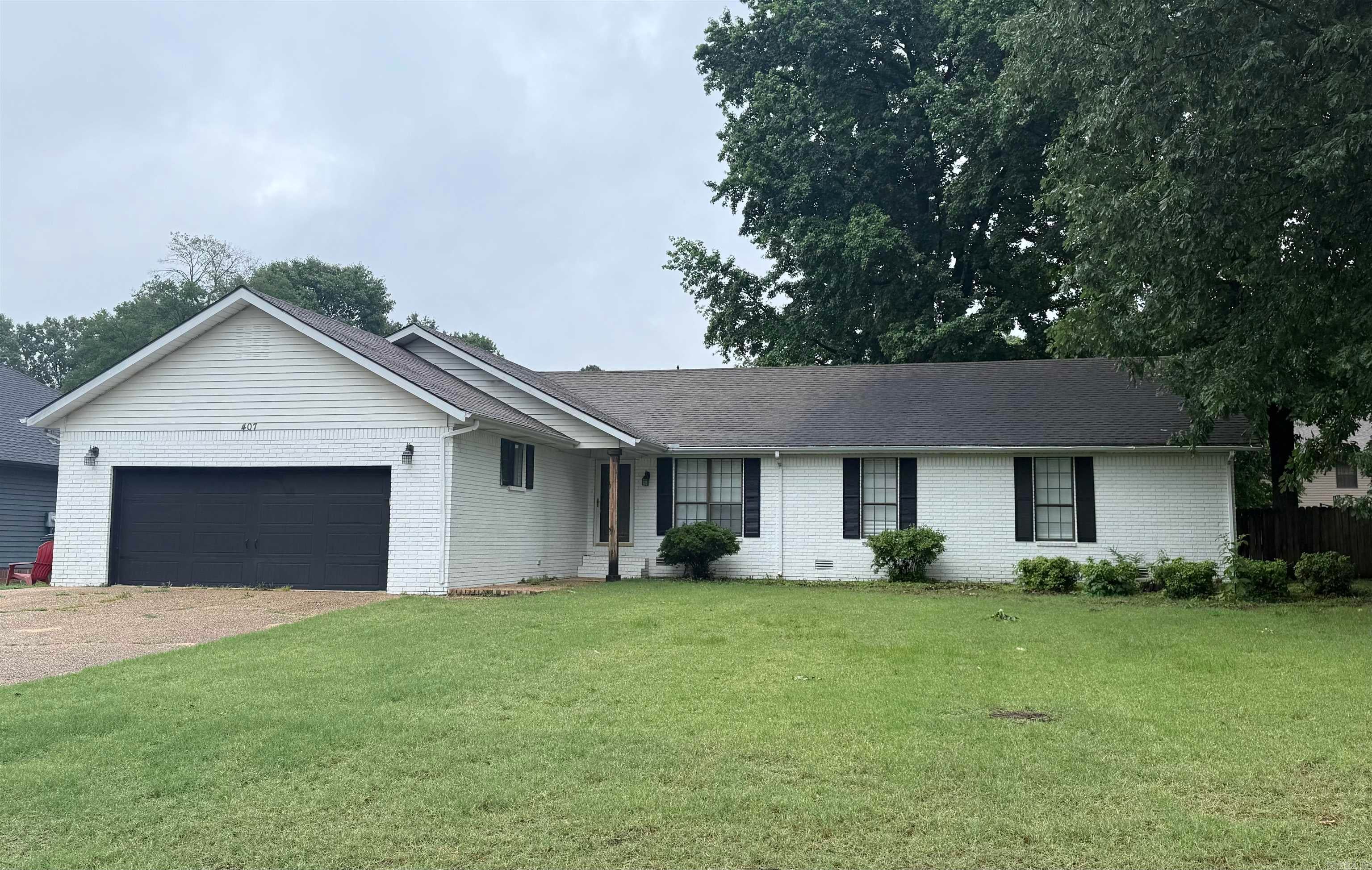 407 Meriwether — photo