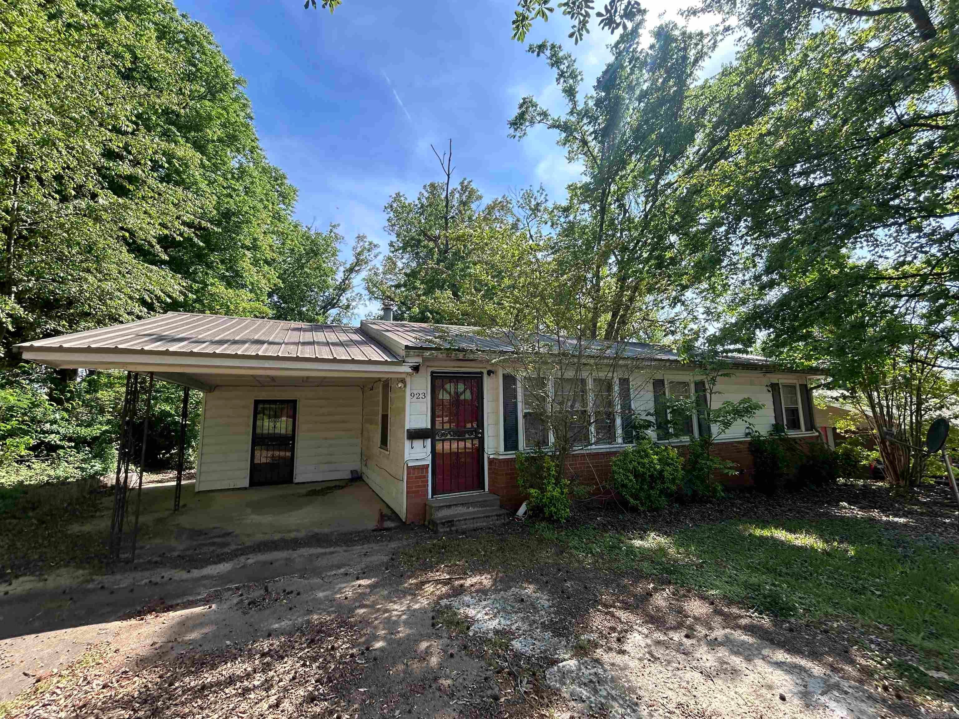 923 Norman St — photo
