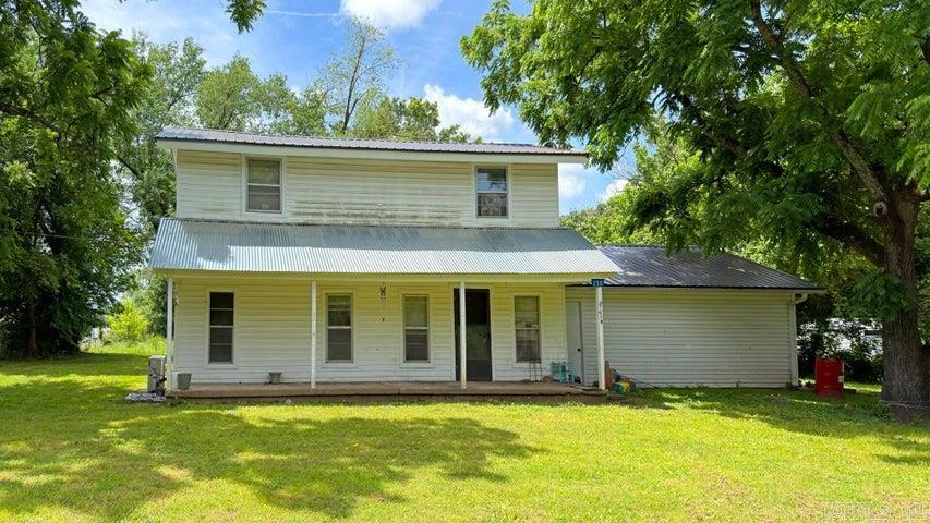 250 Bluebird Avenue — photo
