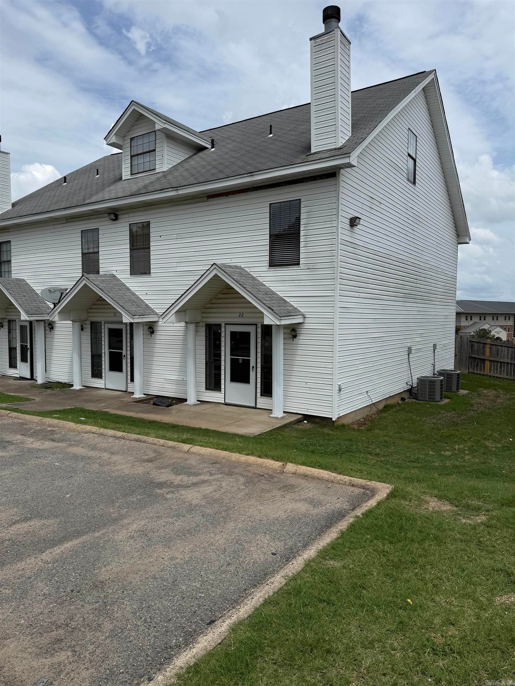 22 Edgehill Cove — photo