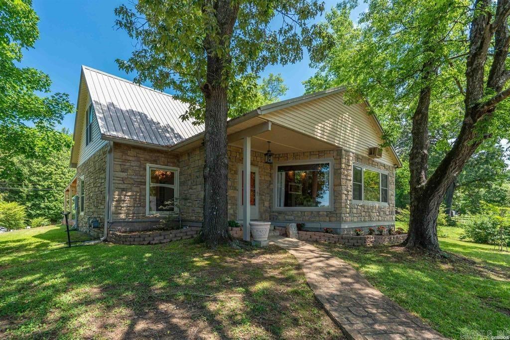 229 Little John Trail — photo