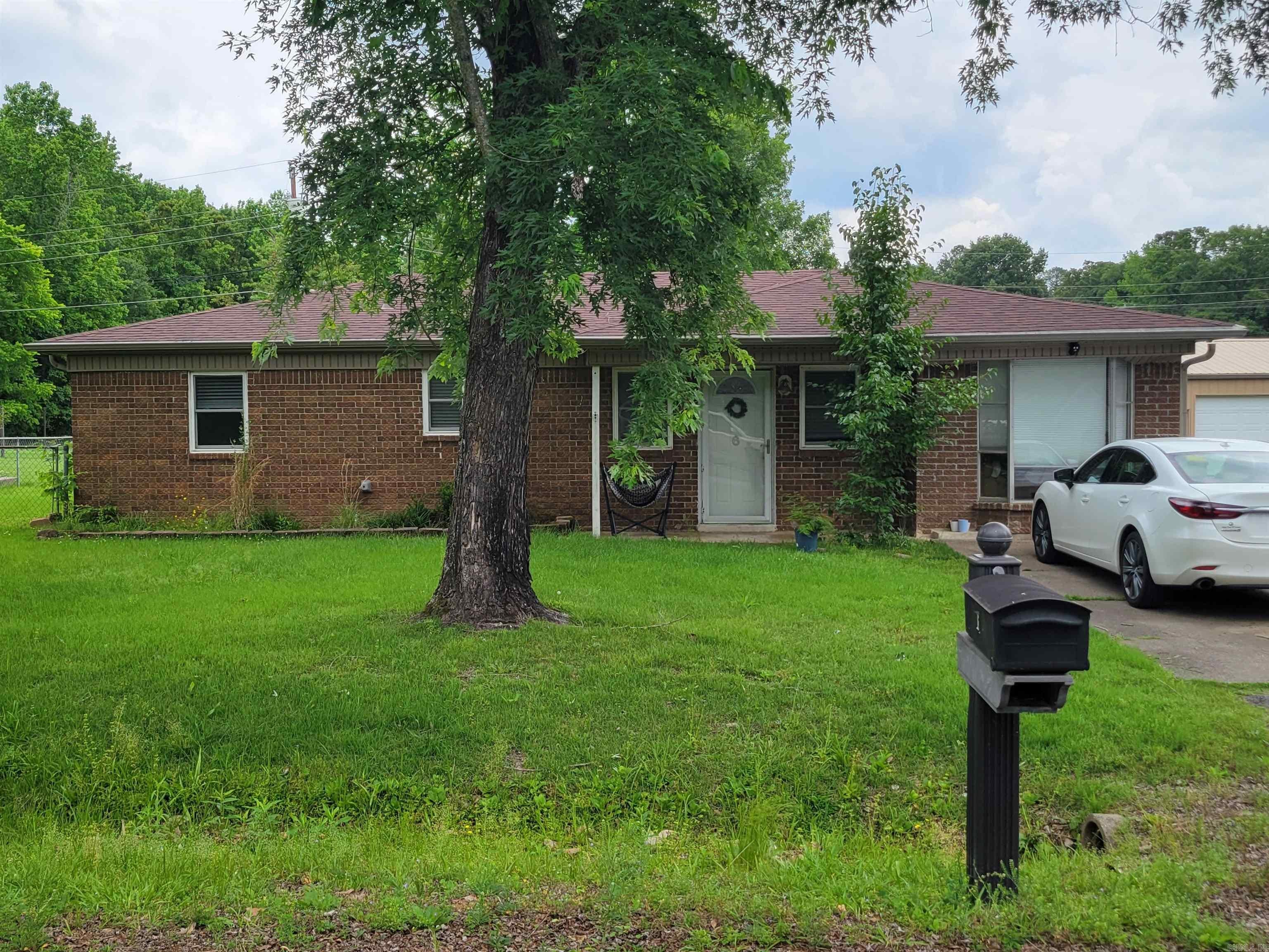 6 Compass Point — photo