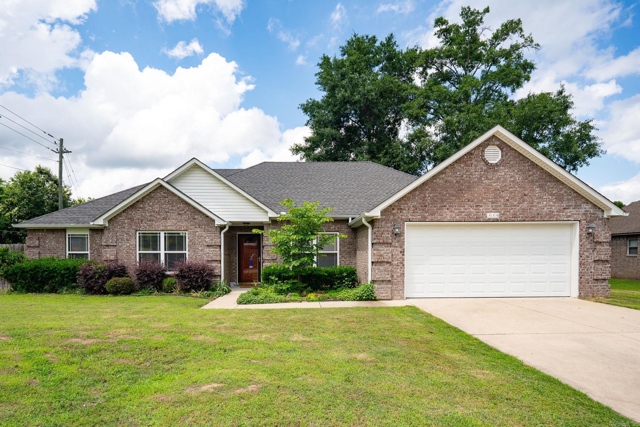 115 Earnhardt Circle — photo