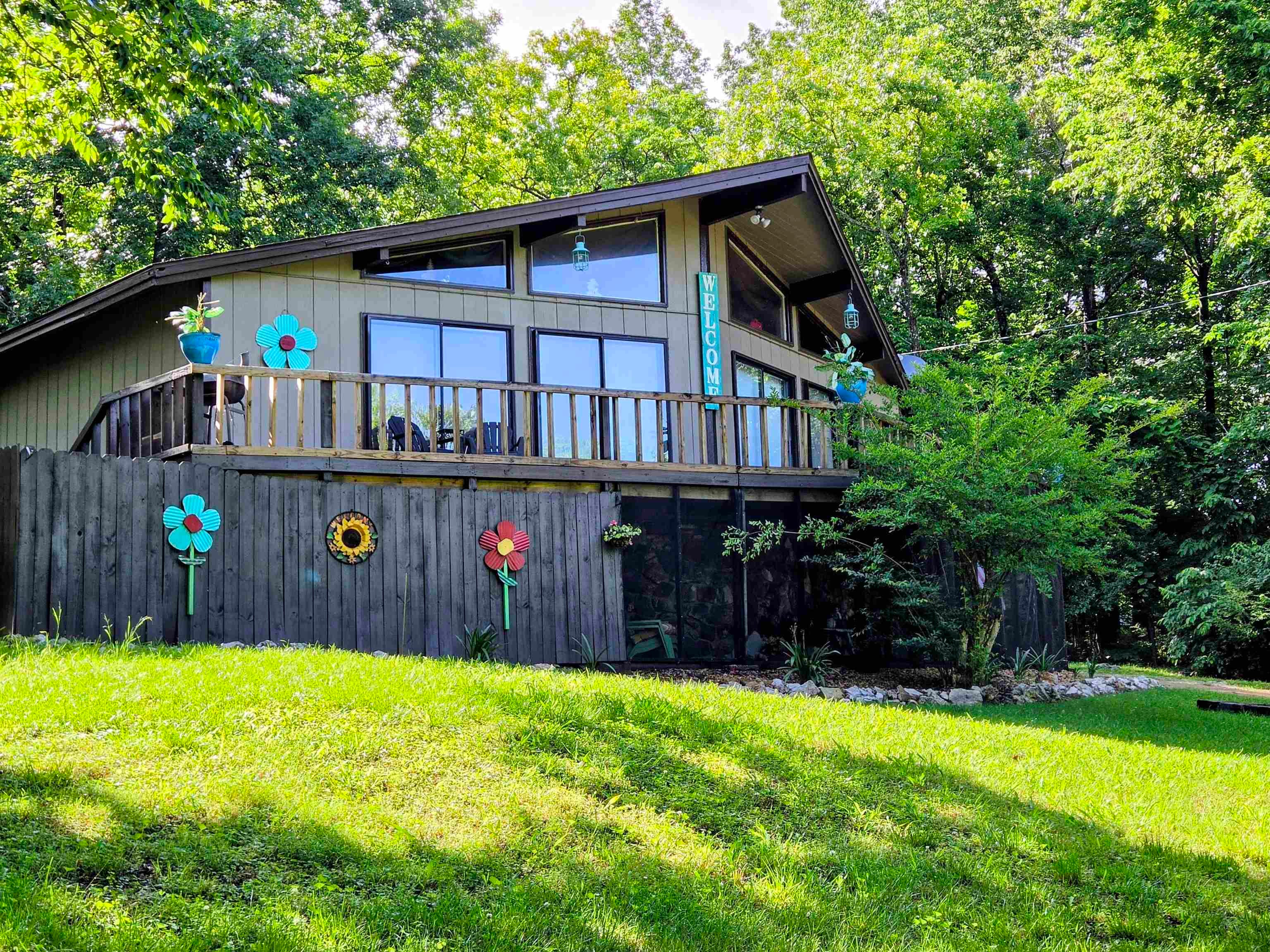 126 Saginaw Circle — photo