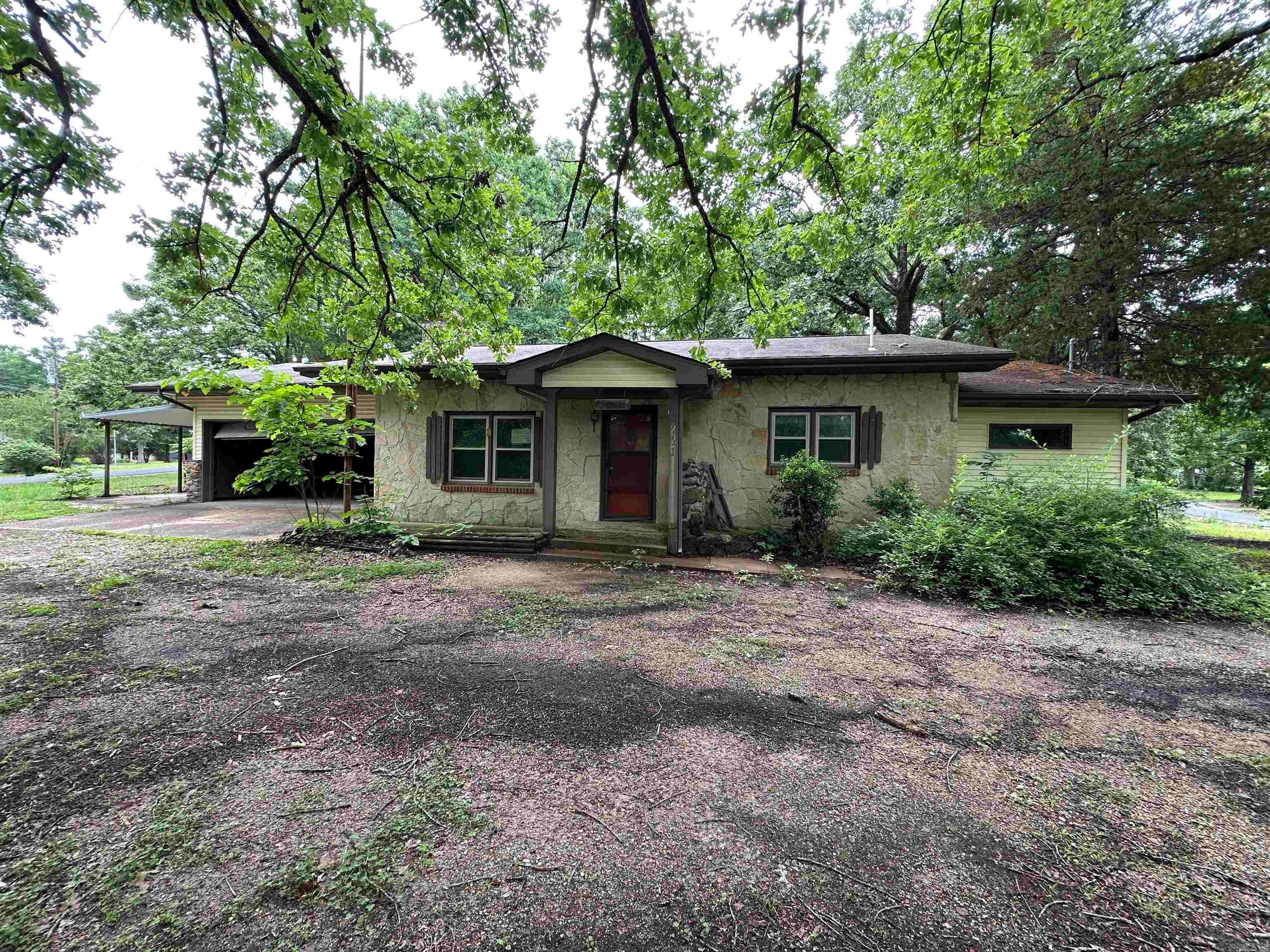 226 North Drive — photo