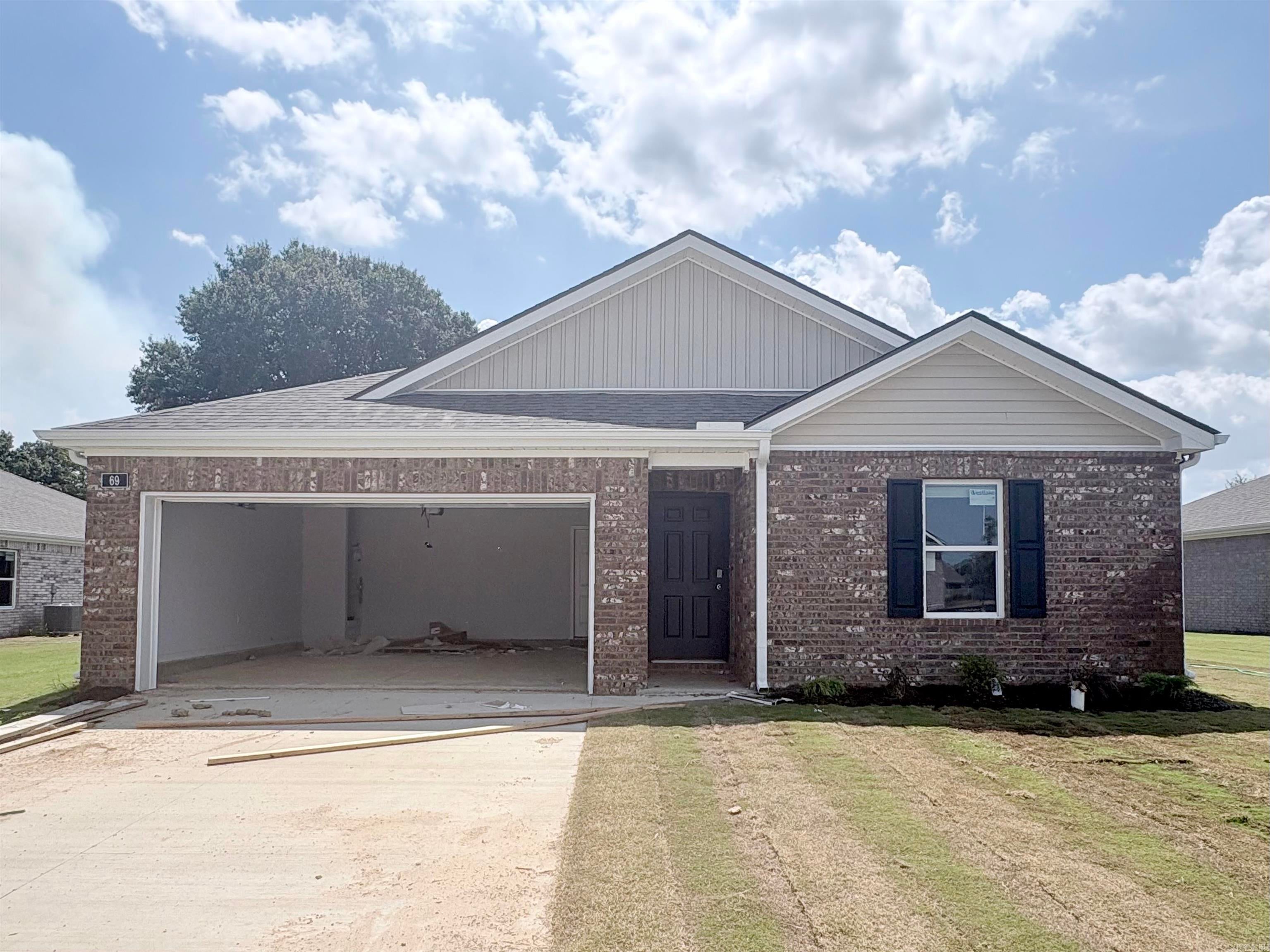 69 Clearwater Drive — photo