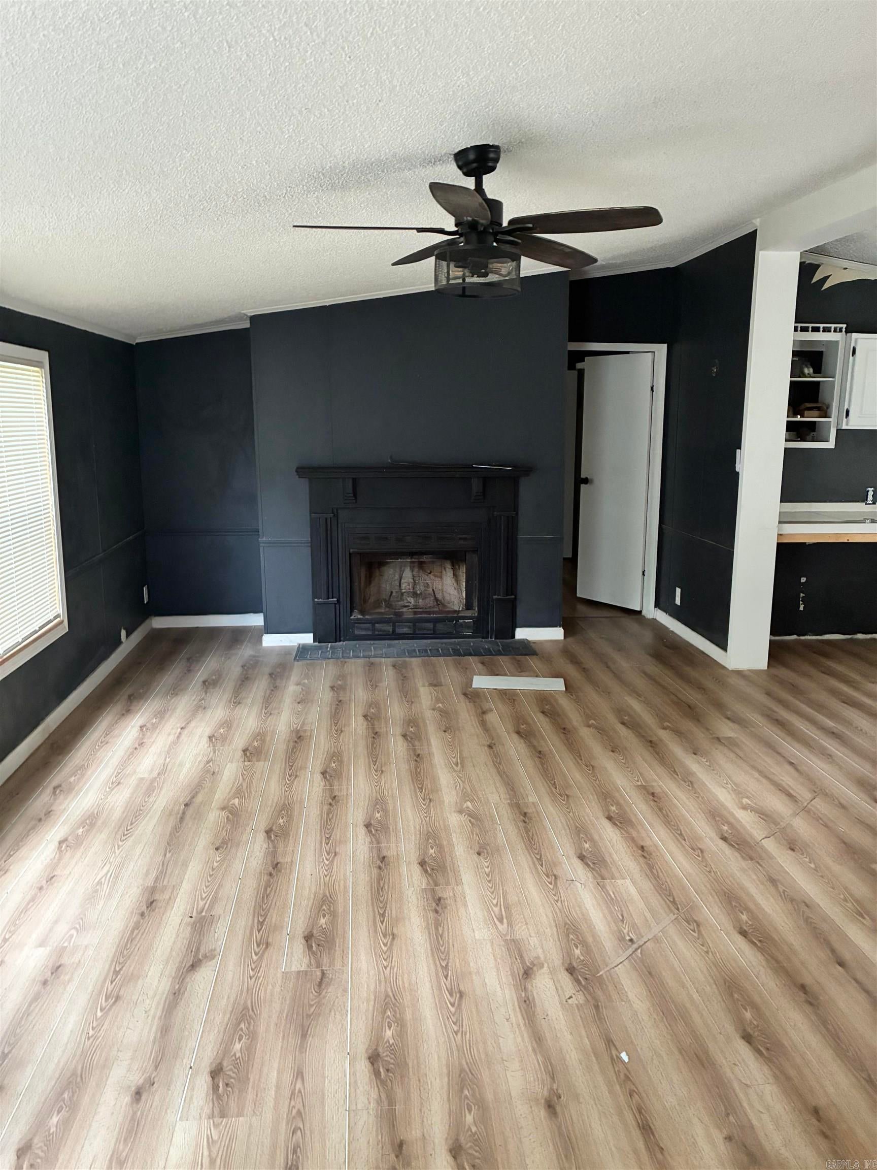 Home in Malvern, AR 72104 — photo 2