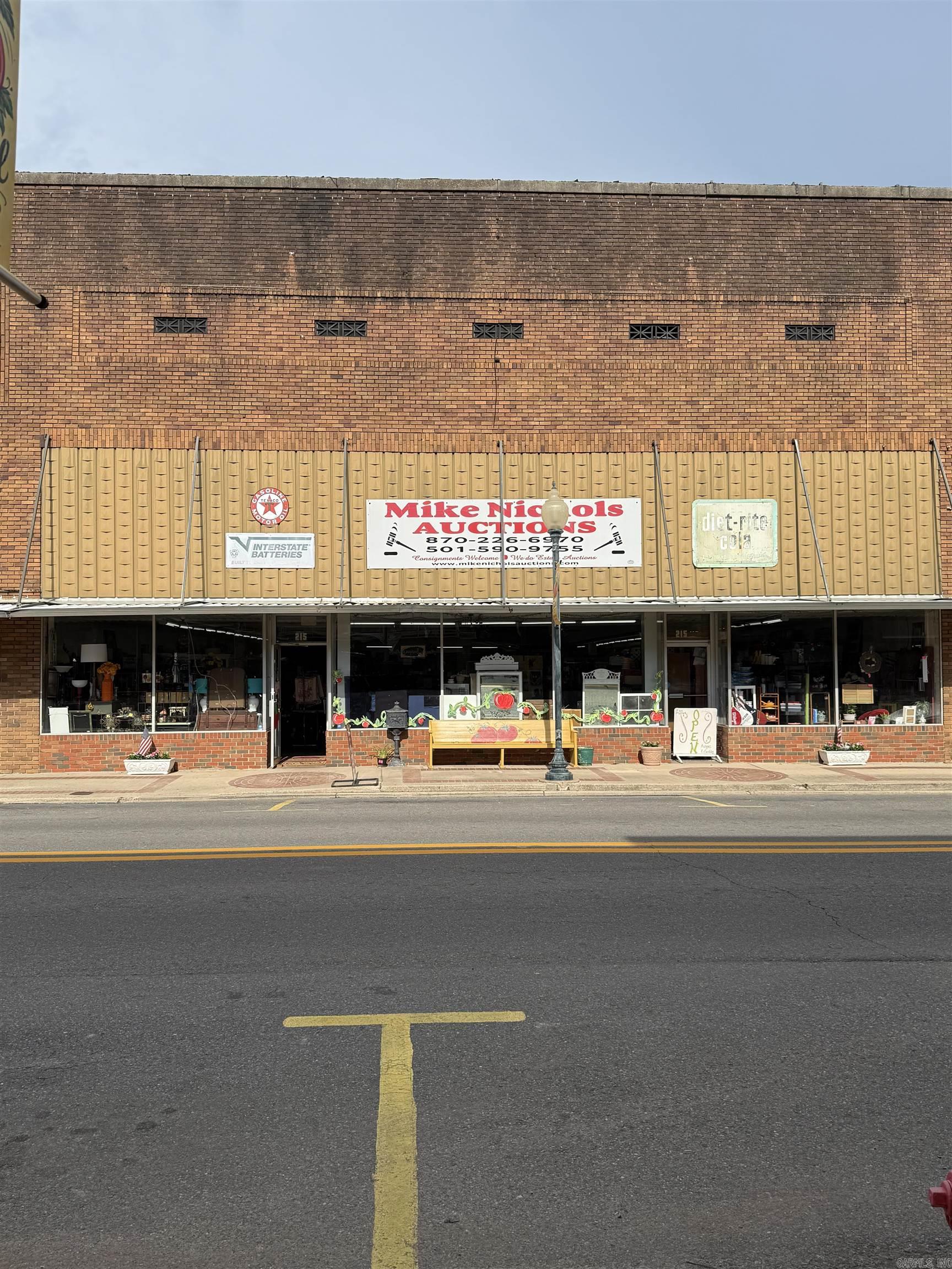 215 S Main Street — photo