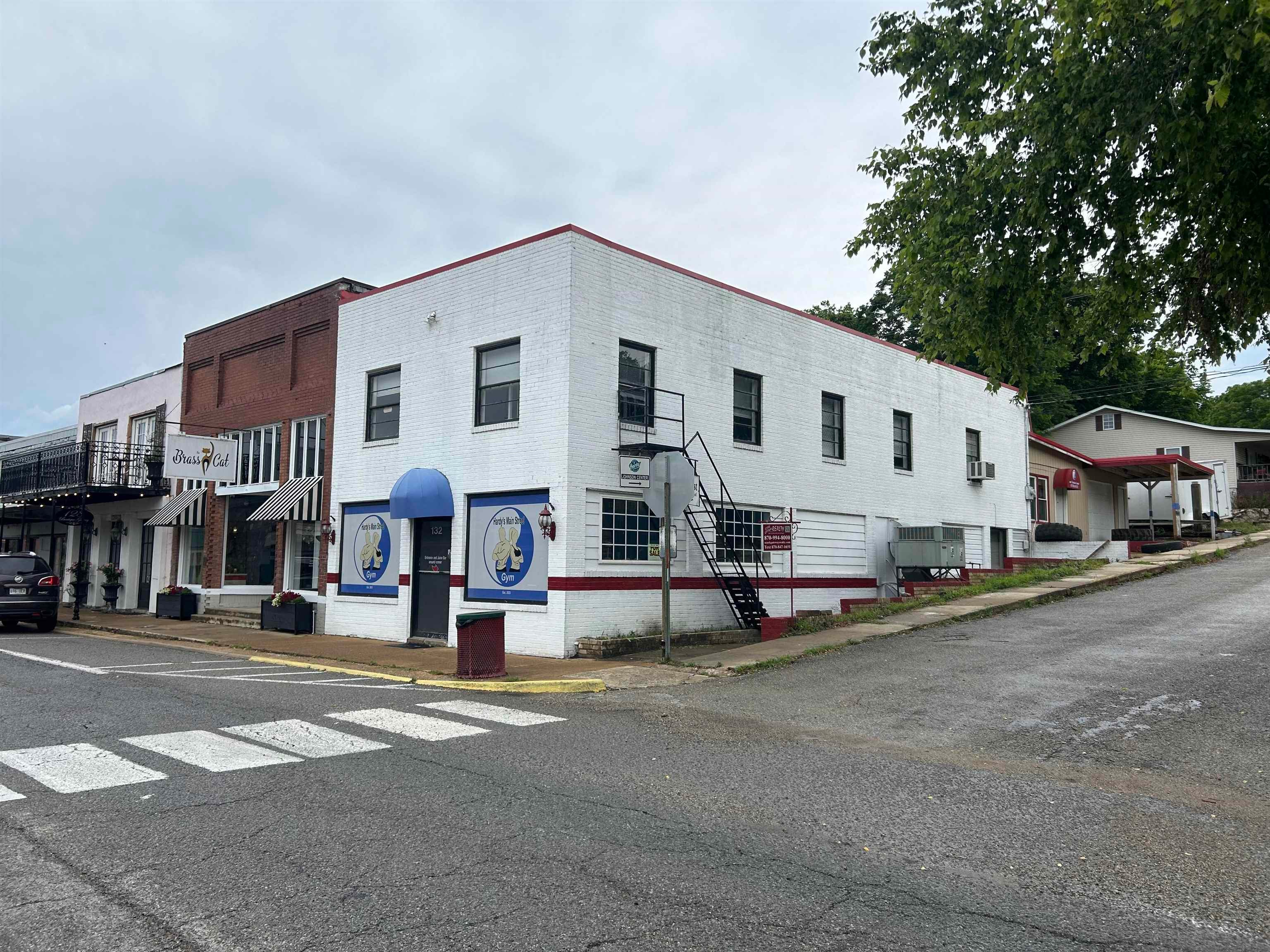 132 E Main Street — photo