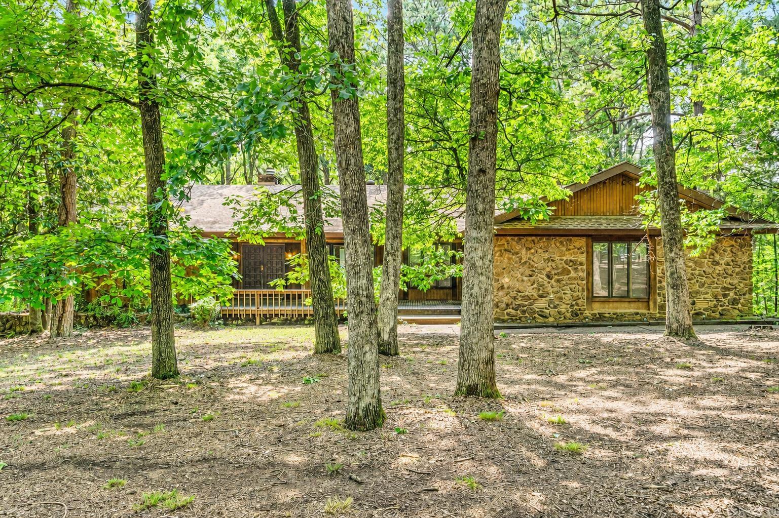 2 Baywood Drive — photo