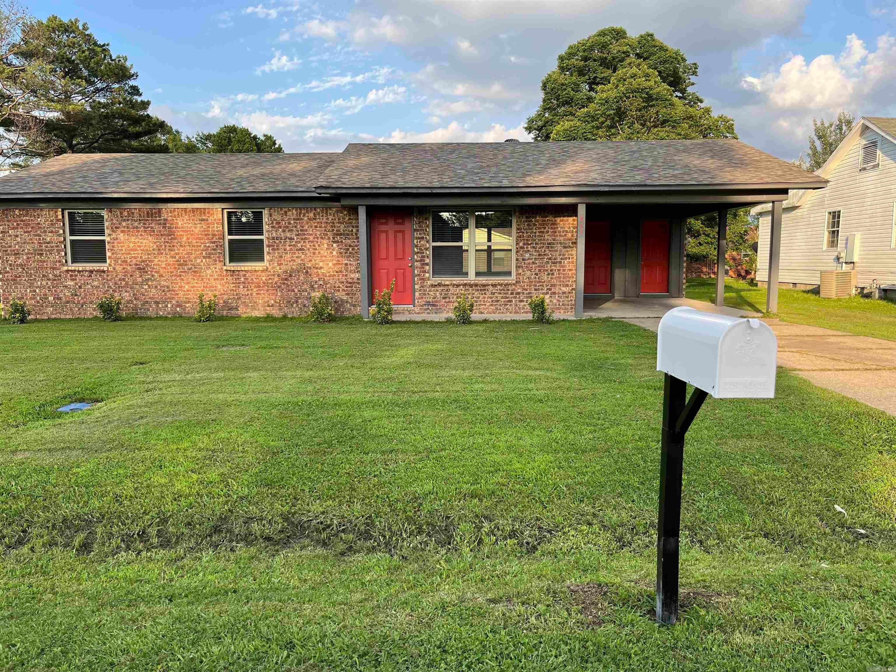 517 Pleasant Drive — photo
