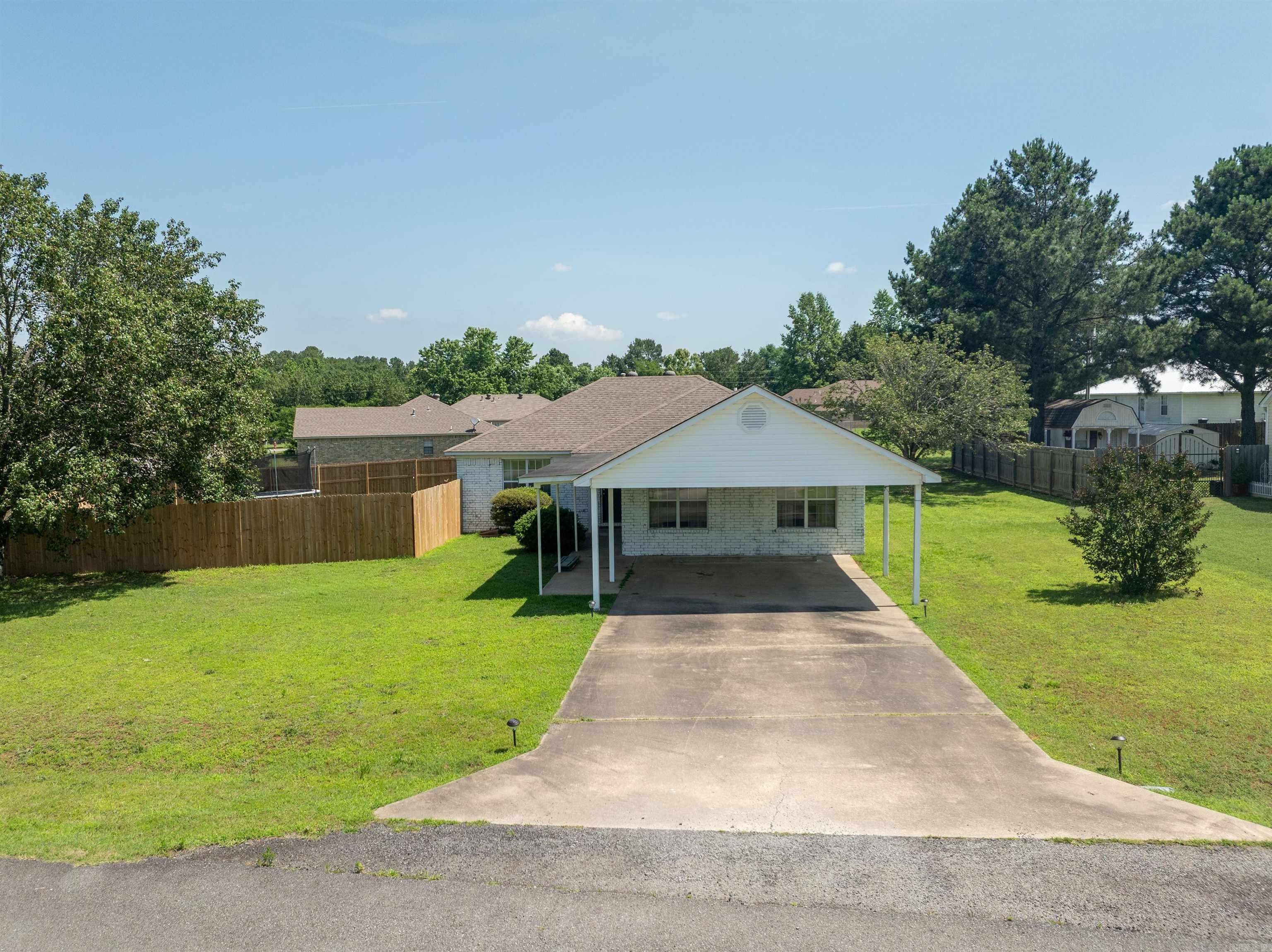 24 Summerview Circle — photo