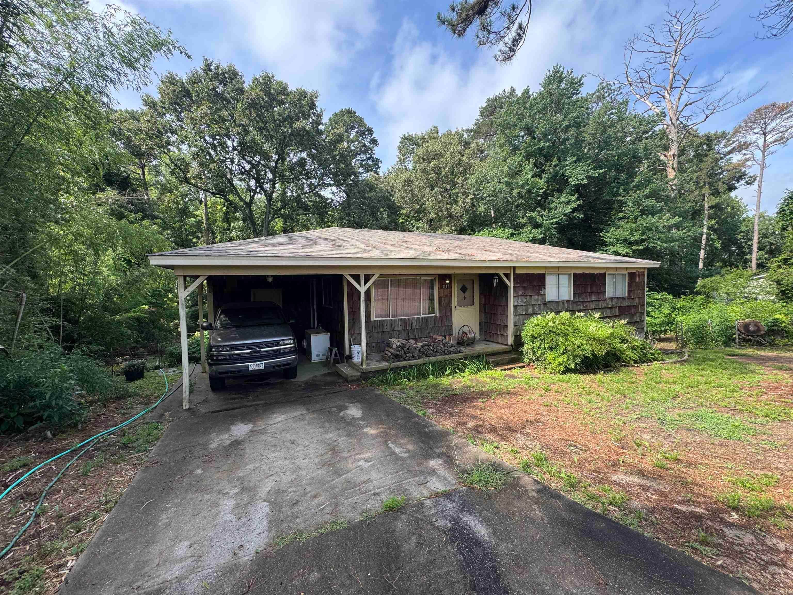 3115 Garniece Drive — photo