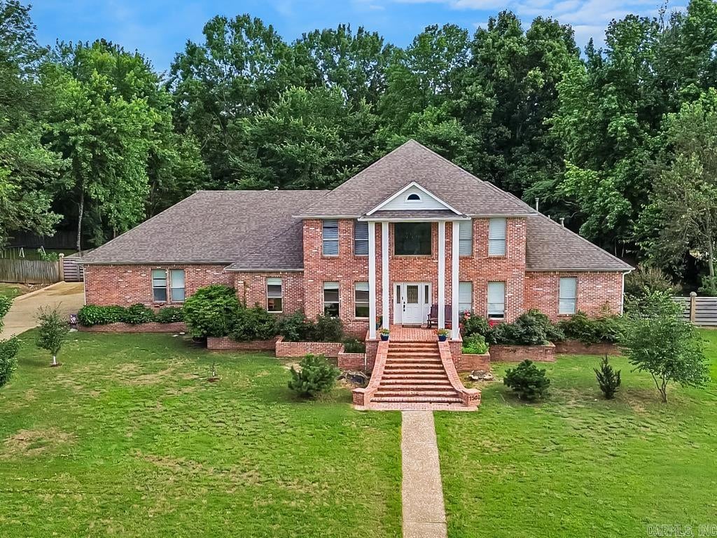 1501 Dogwood Trail — photo