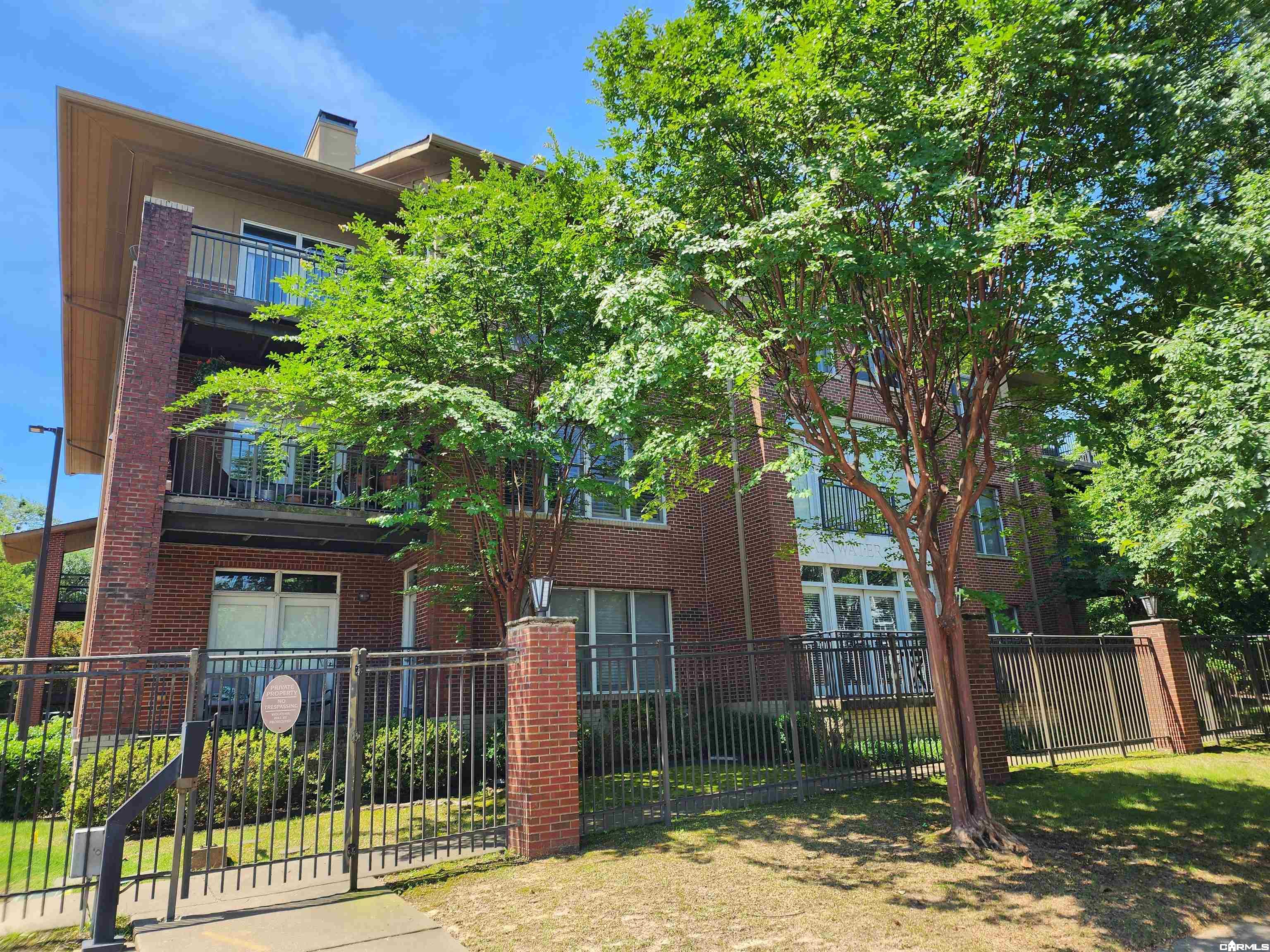 515 E Capitol Avenue — photo