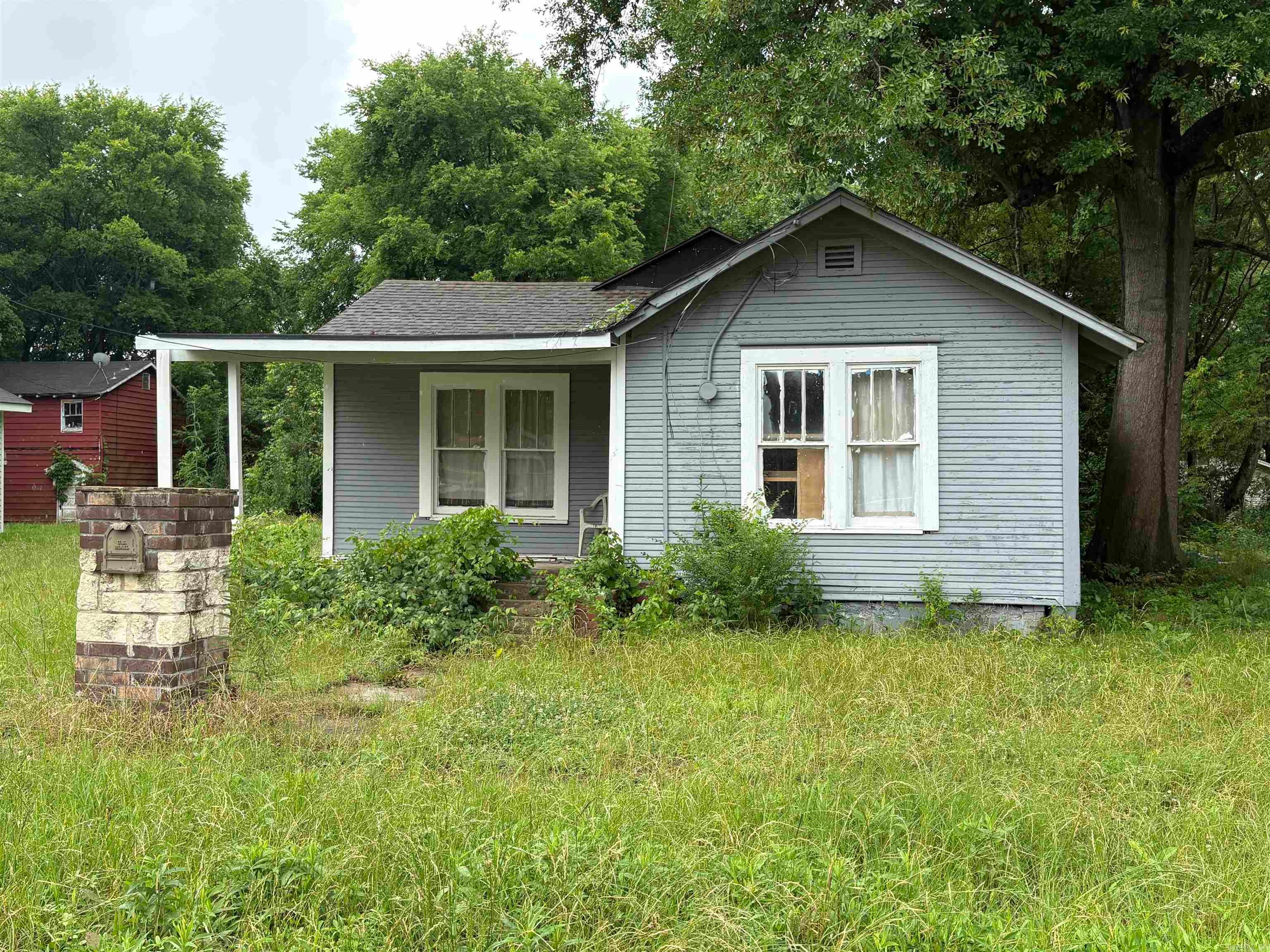 357 W Walnut Avenue — photo