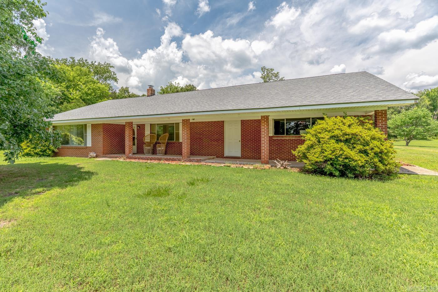 506 Hell Creek Road — photo