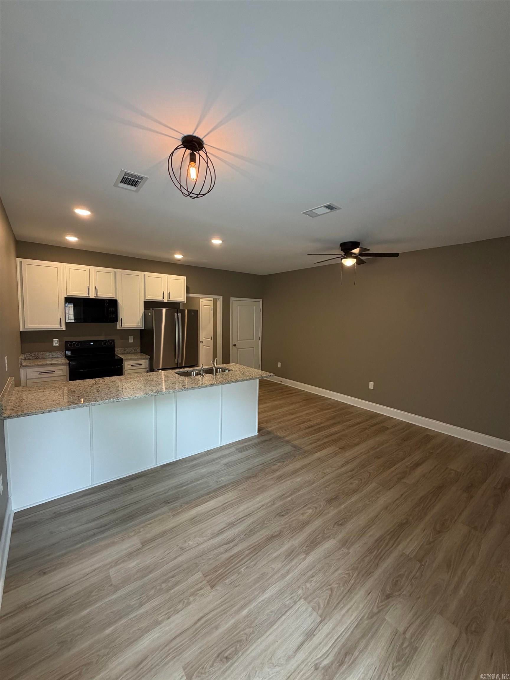 Home in Jacksonville, AR 72076 — photo 2