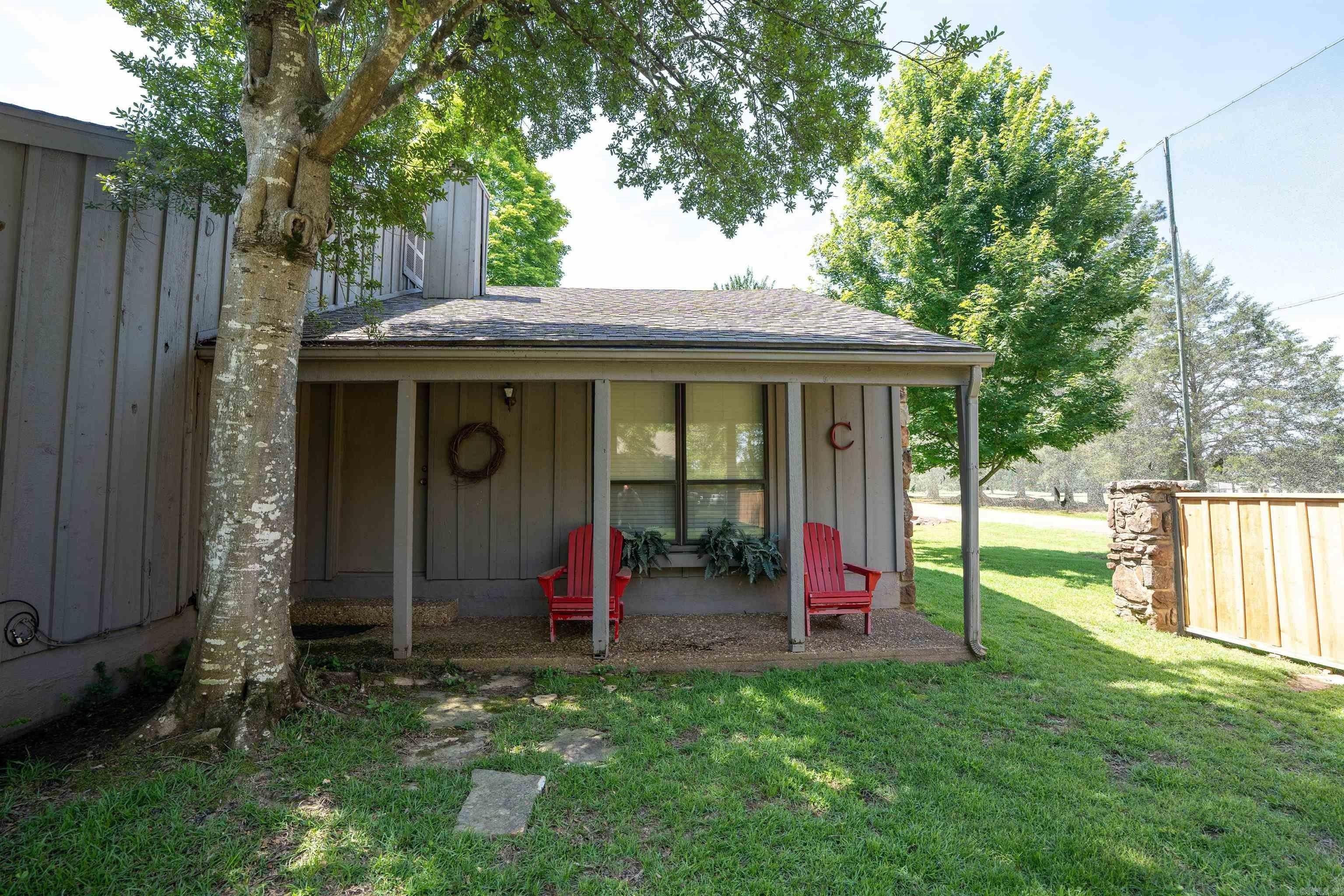 Home in Heber Springs, AR 72543 — photo 2
