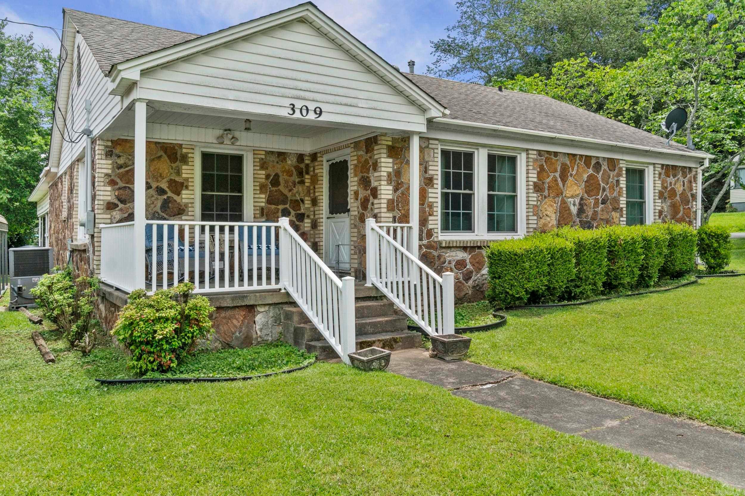 309 W Cleveland St. — photo
