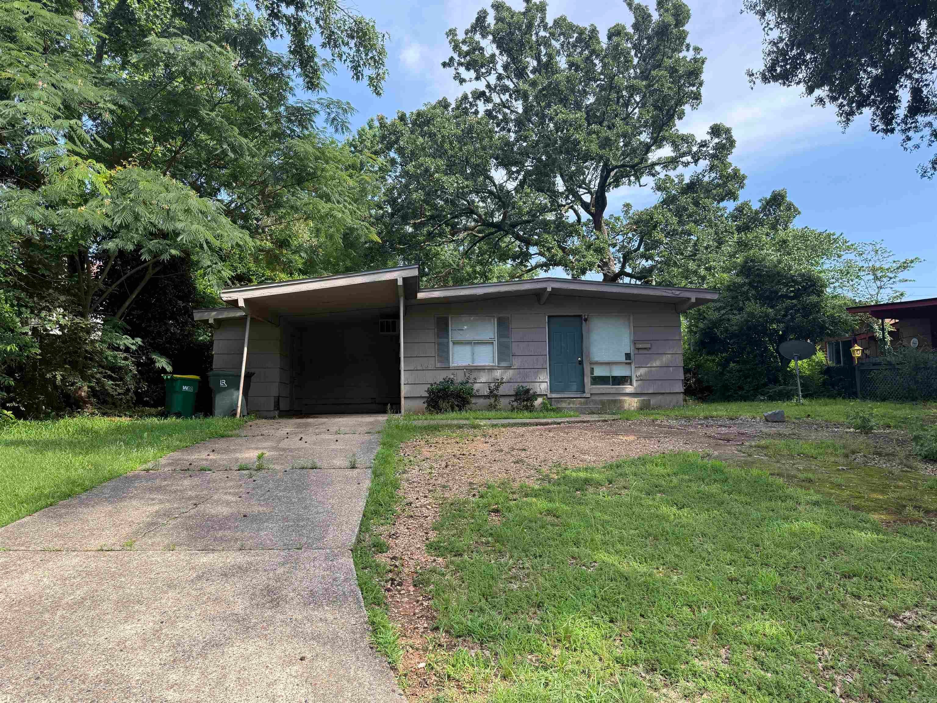 34 Meadowcliff Drive — photo