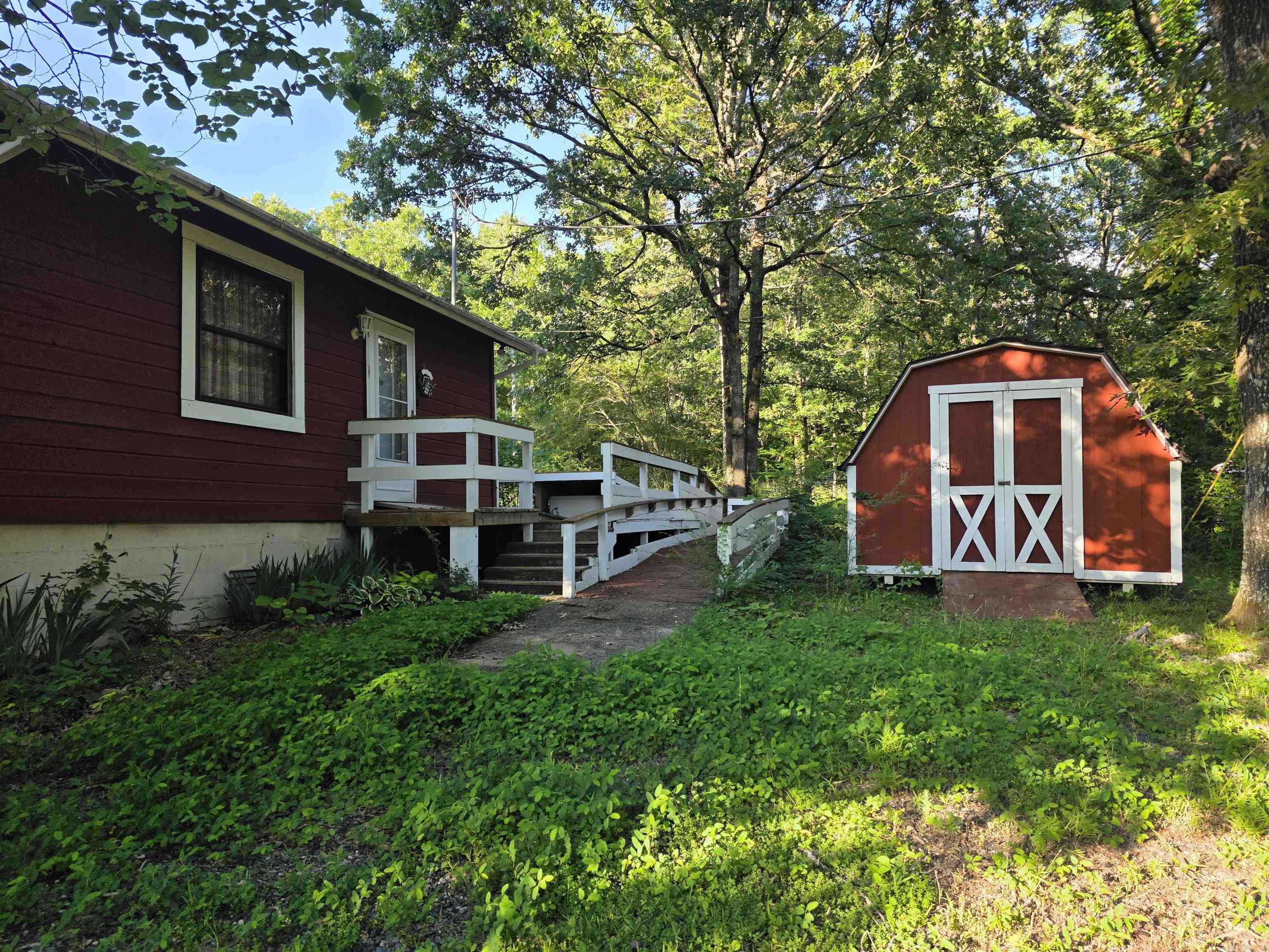 Home in Mena, AR 71953 — photo 2