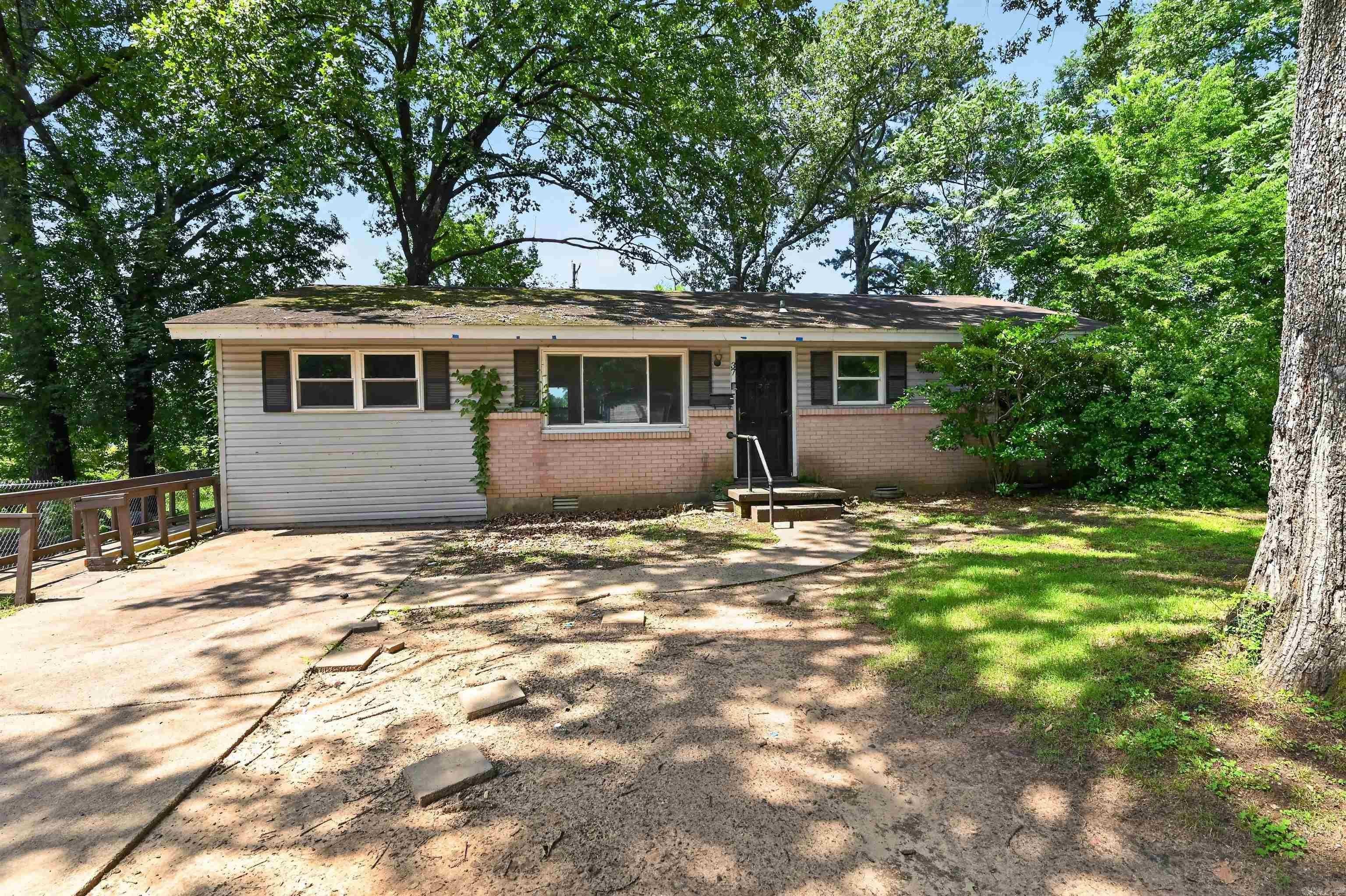 37 Clifton Drive — photo