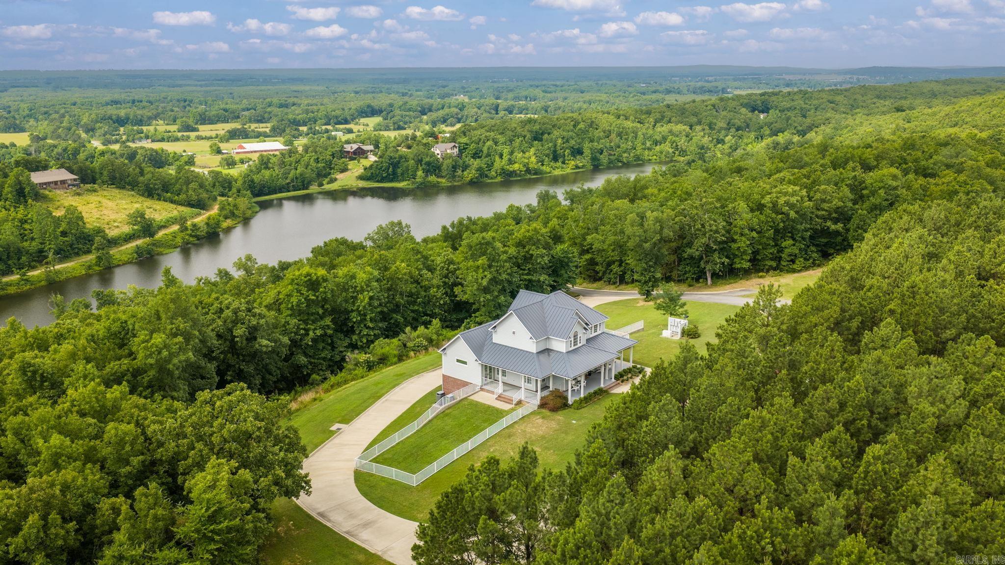 Home in Vilonia, AR 72045 — photo 2