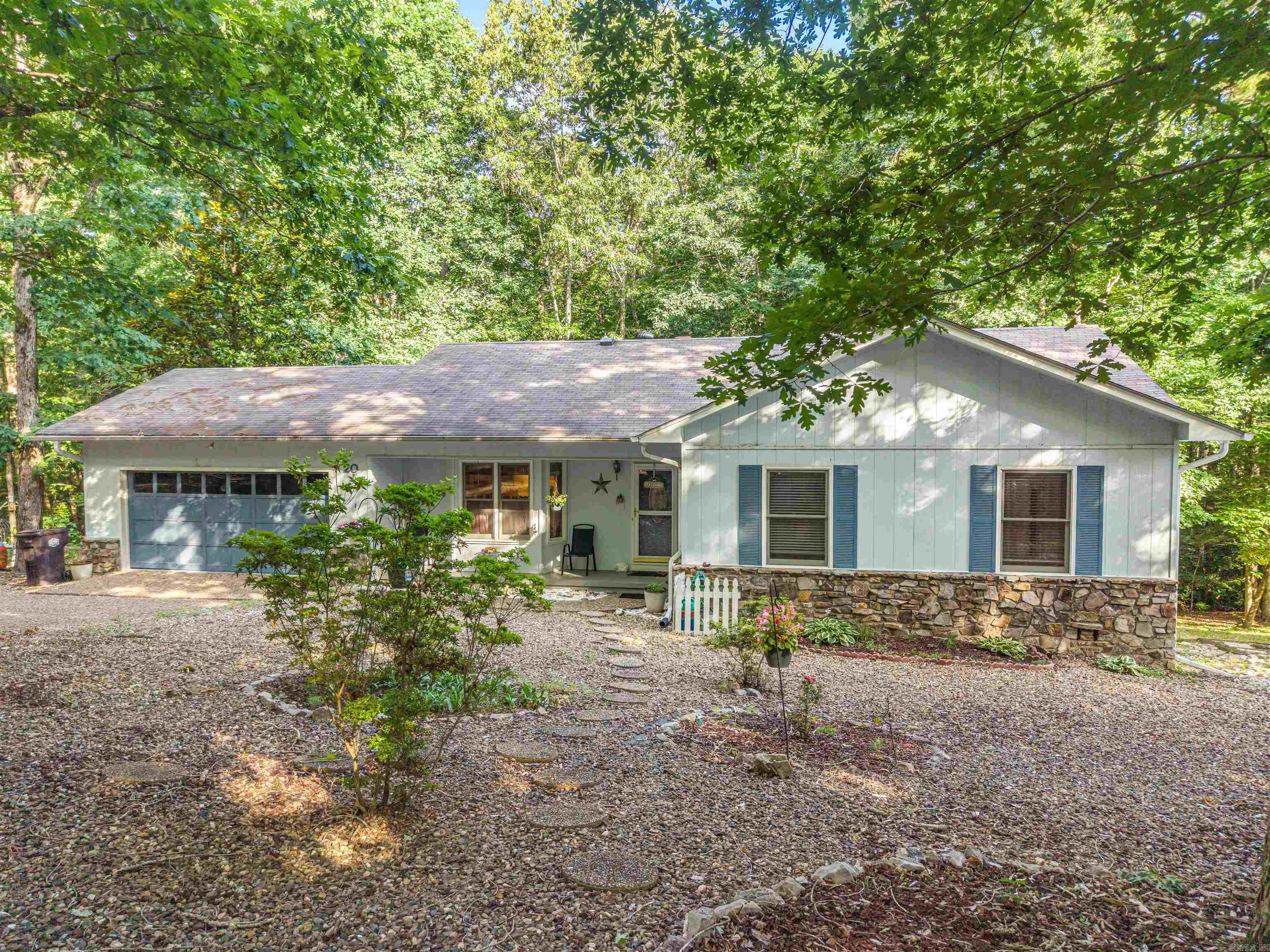 20 Malaga Way — photo