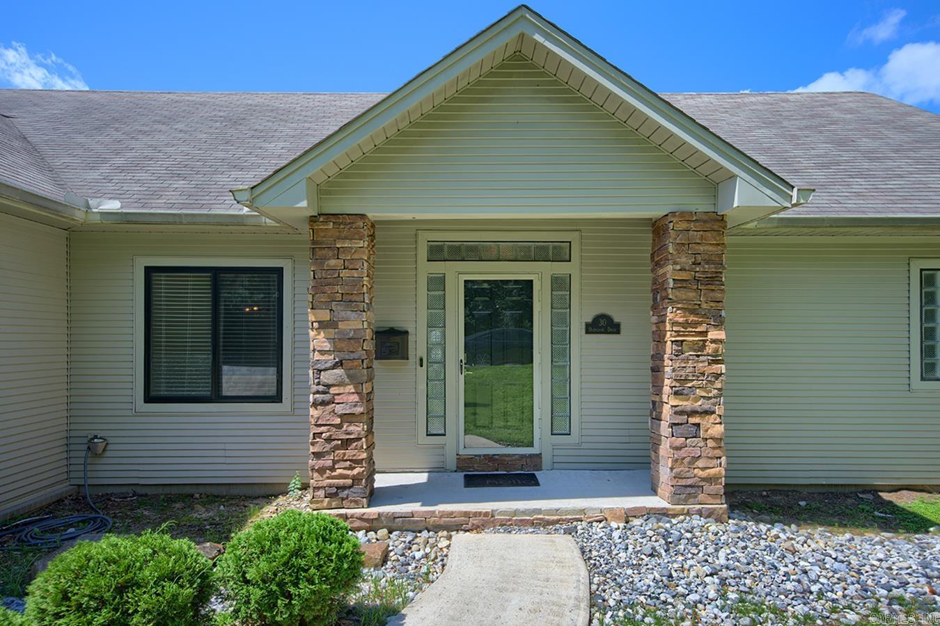 30 Overlook Drive — photo