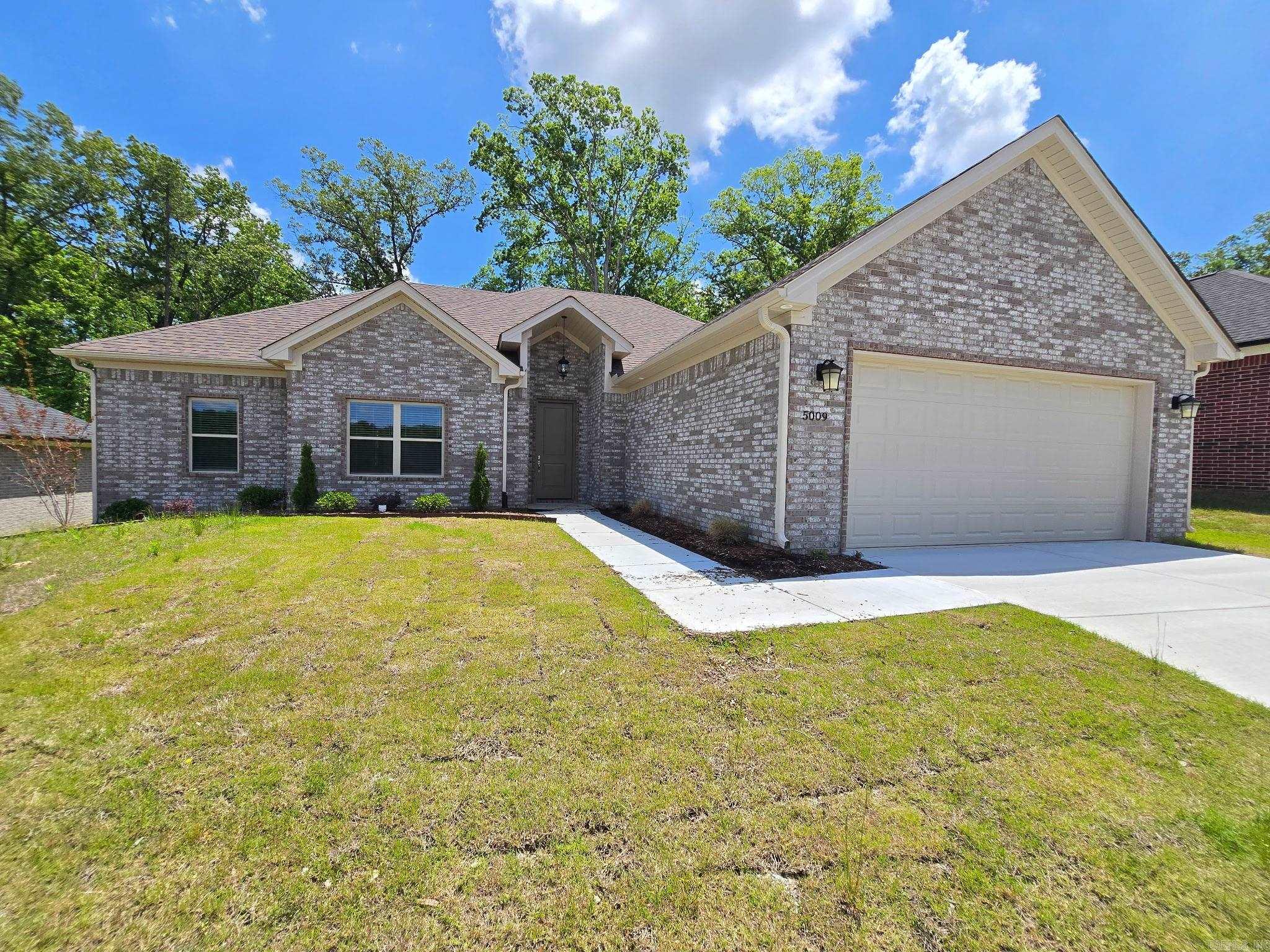 5009 Springwood Circle — photo