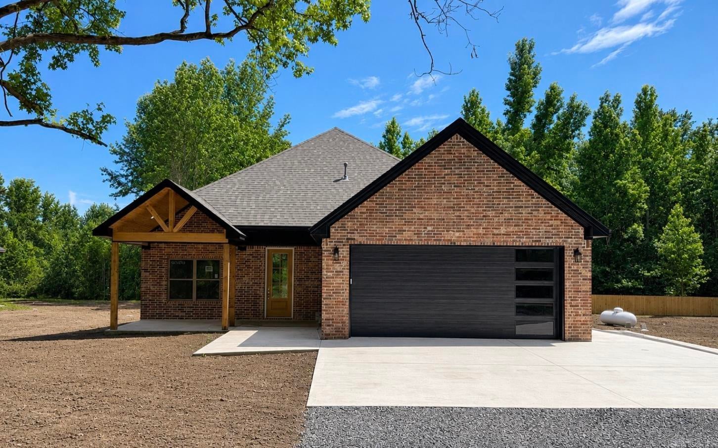 1213 E Carmichael Road — photo