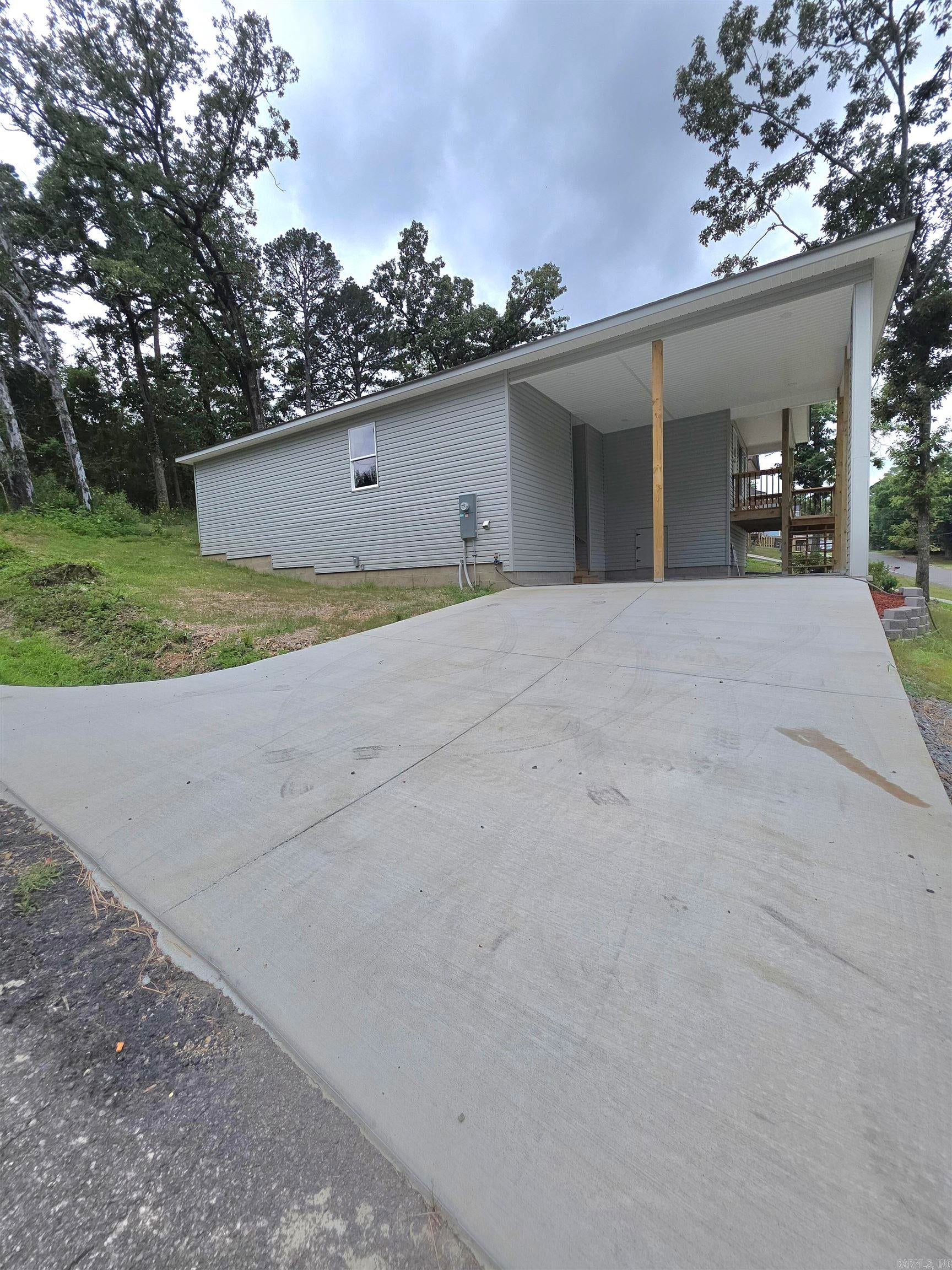 Home in Hot Springs, AR 71901 — photo 2