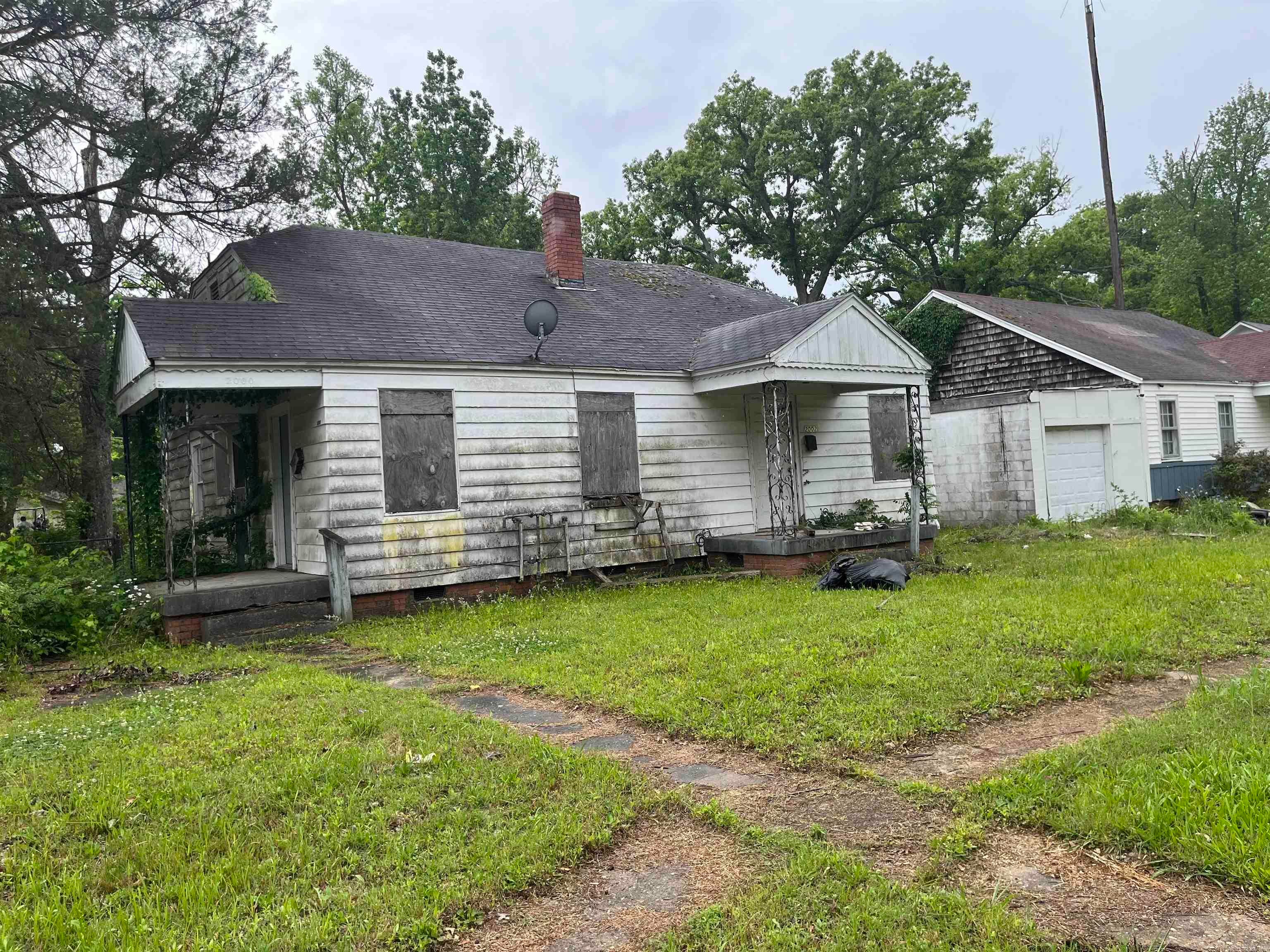 Home in Pine Bluff, AR 71603 — photo 2