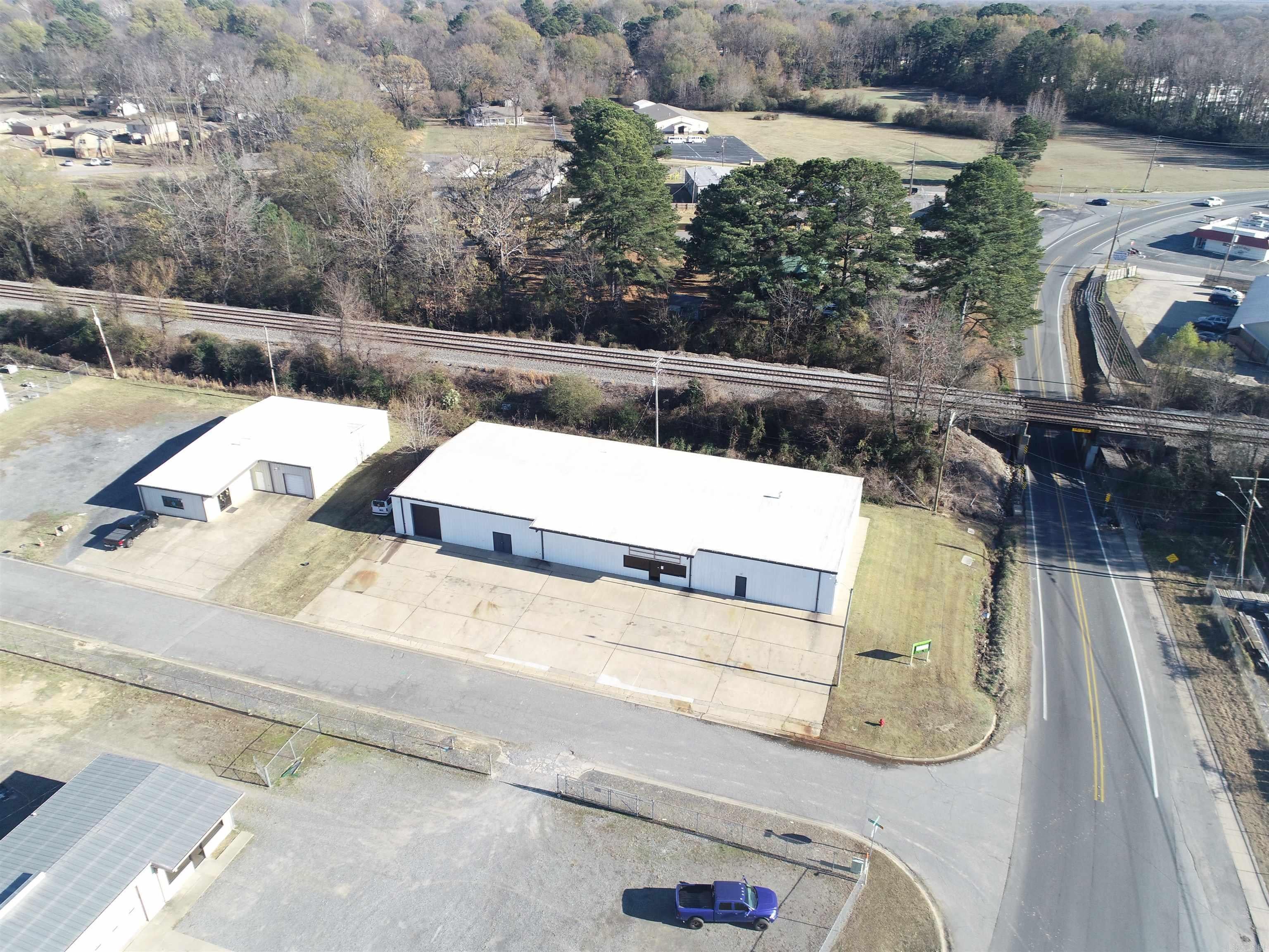 801 Sandlewood Drive — photo